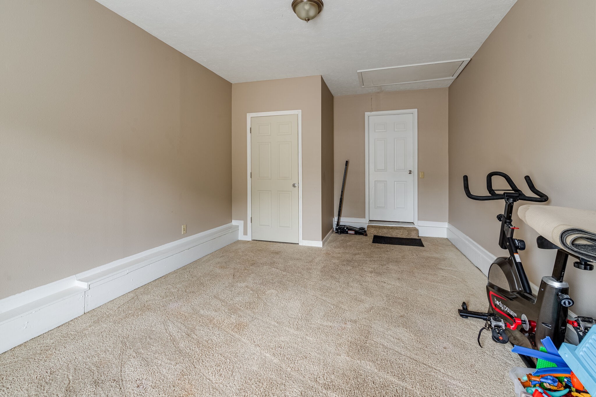 302 Cedar Park Cir