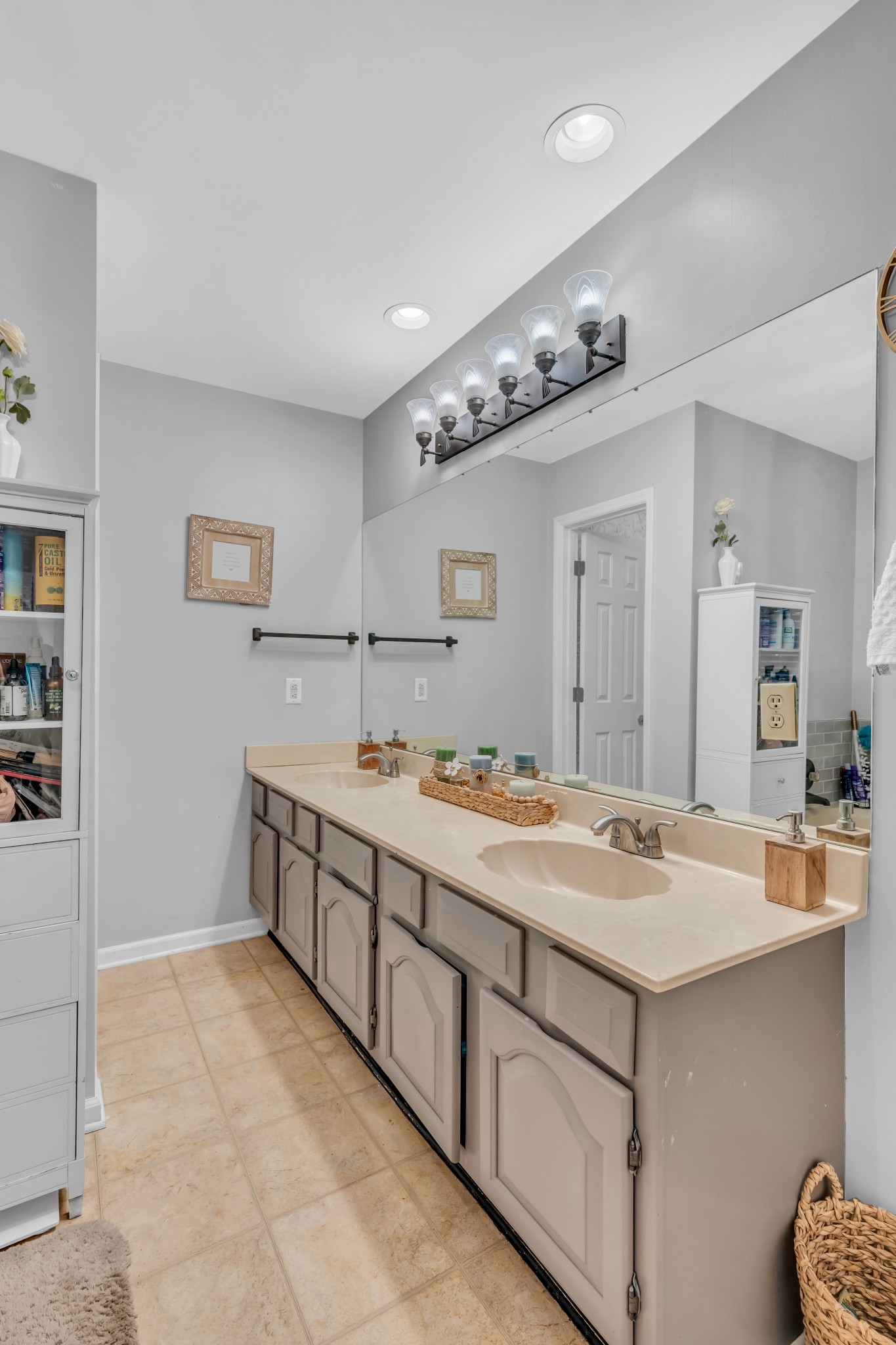 1232 Reelfoot Cir