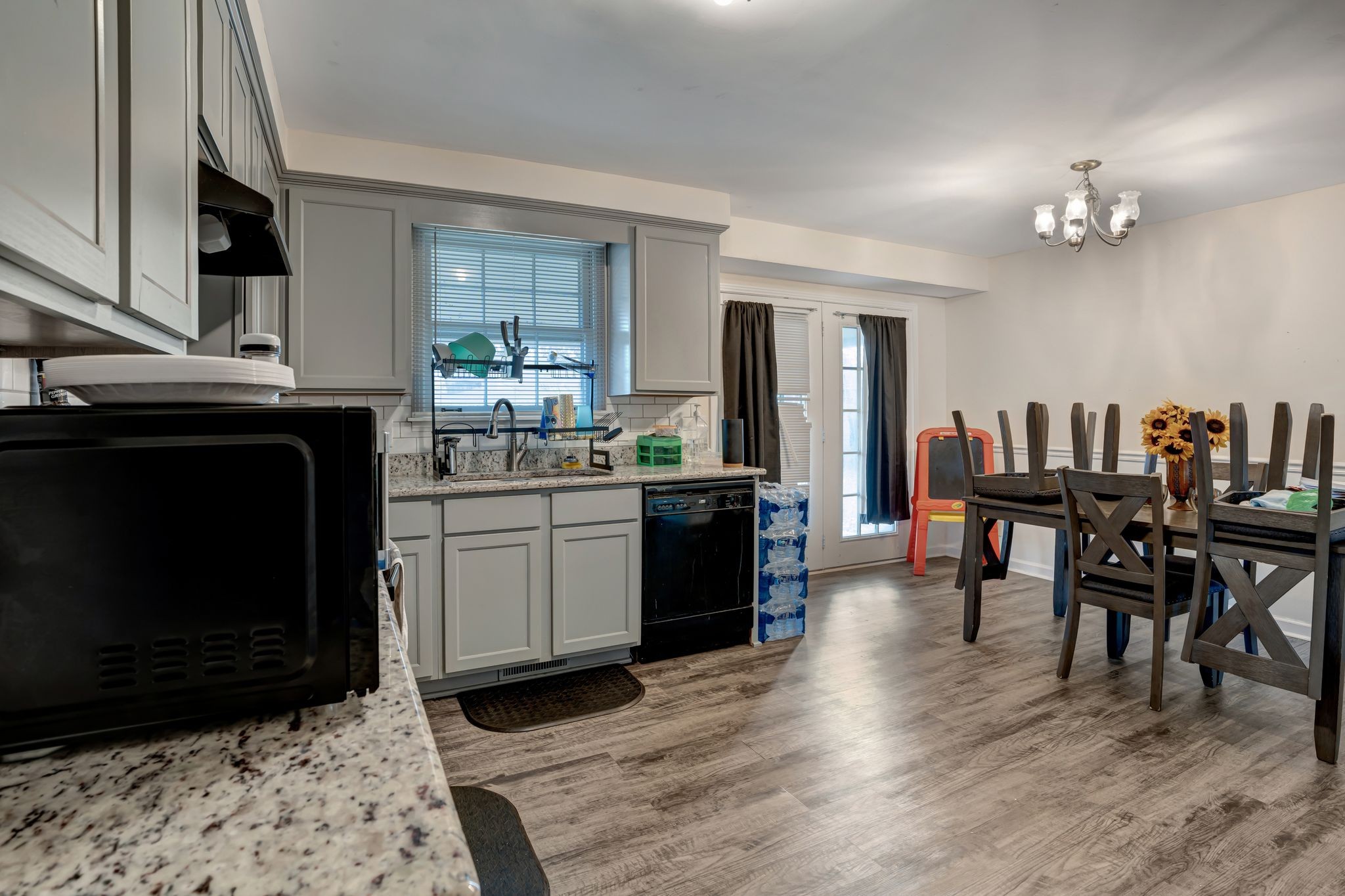 3393 Chaney Ln