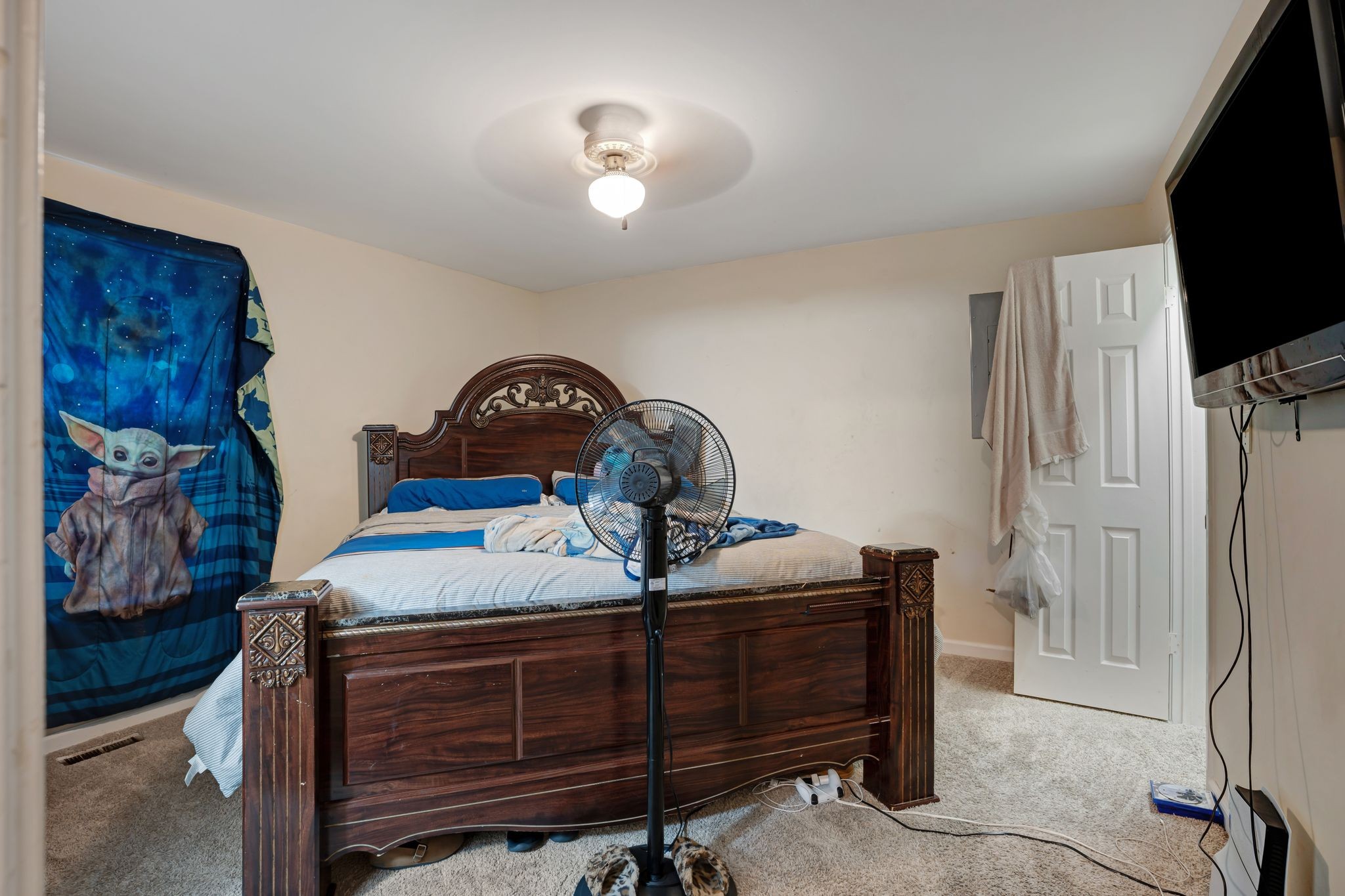 3393 Chaney Ln