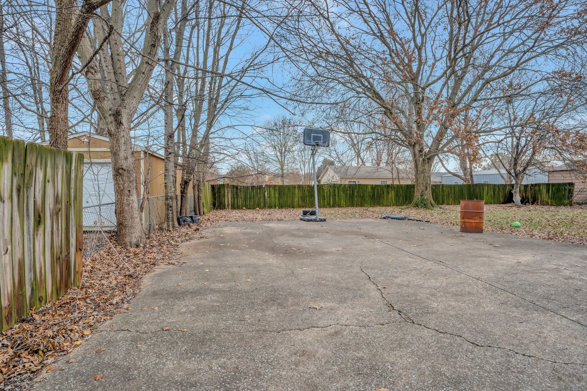 3393 Chaney Ln