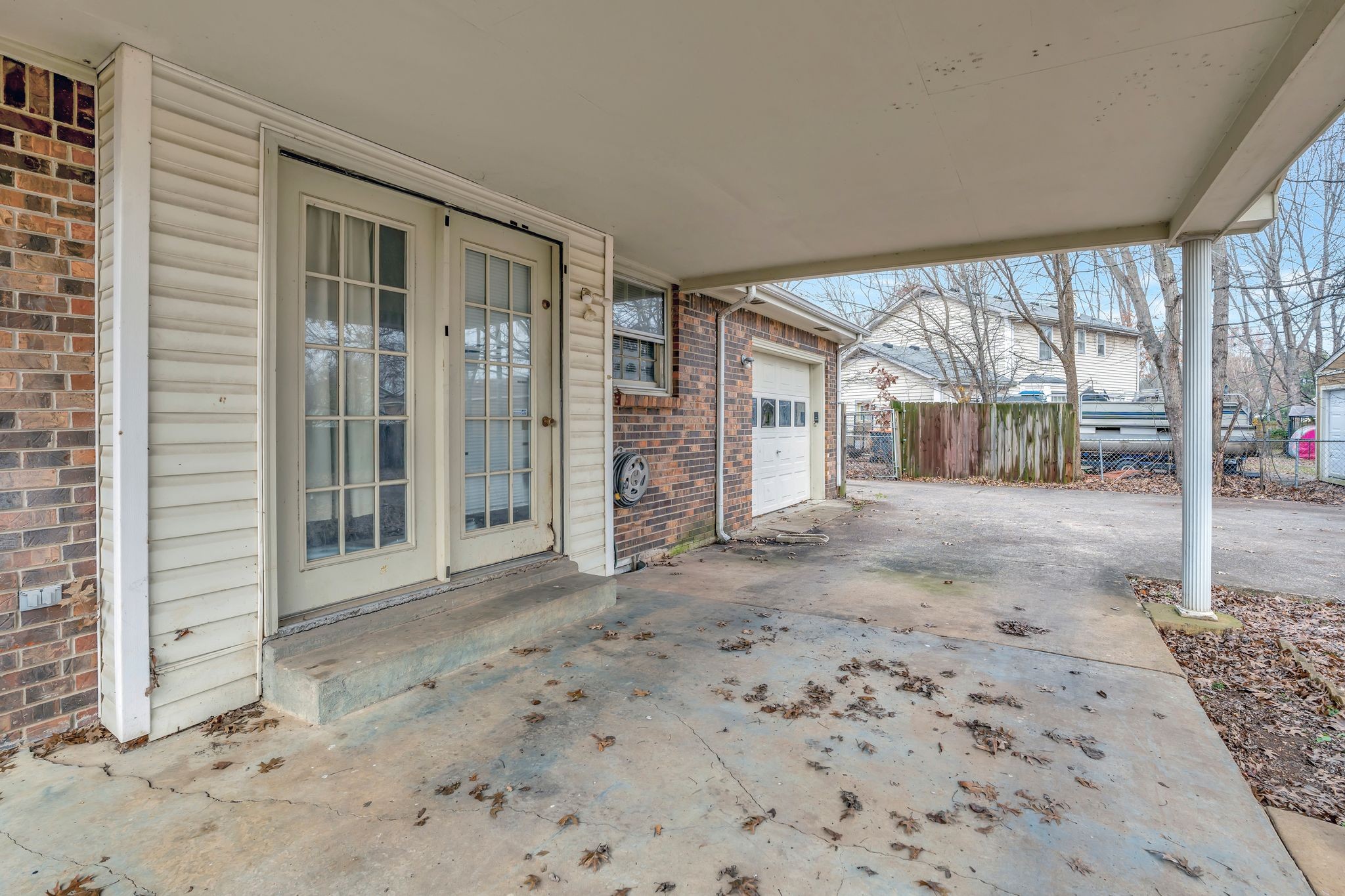 3393 Chaney Ln