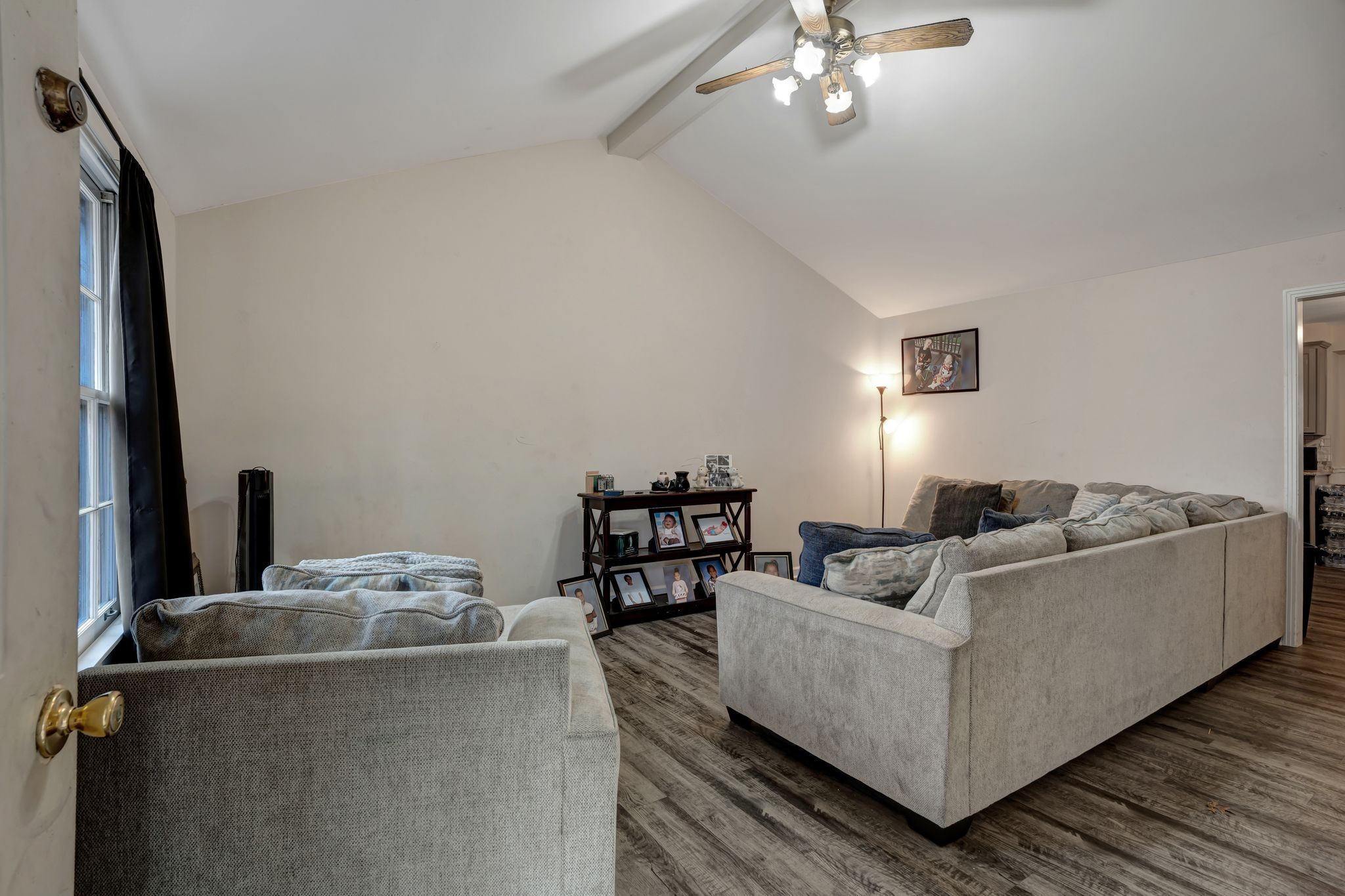 3393 Chaney Ln