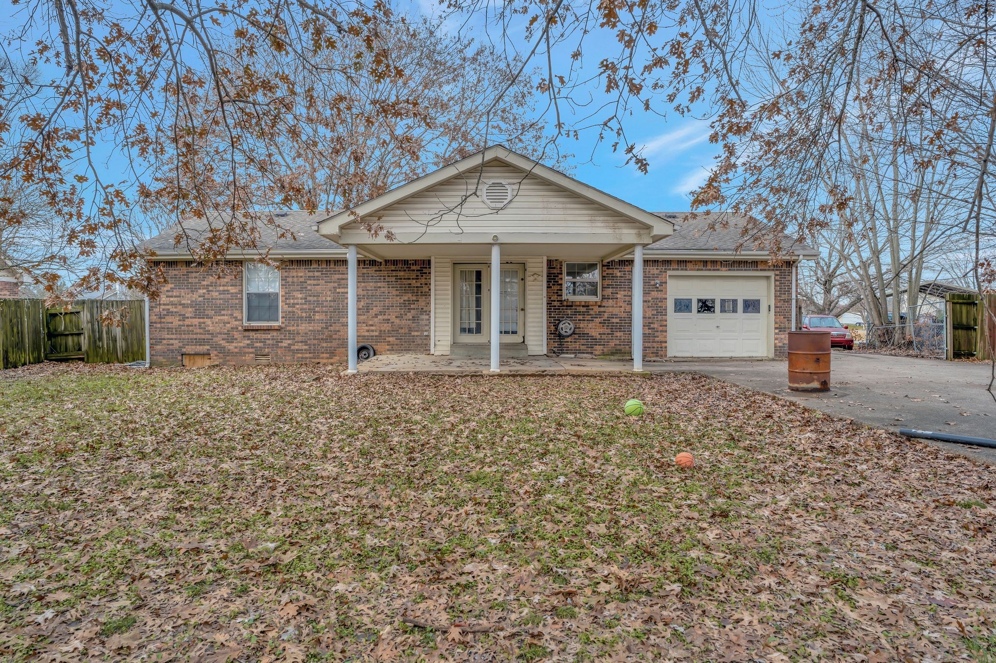 3393 Chaney Ln