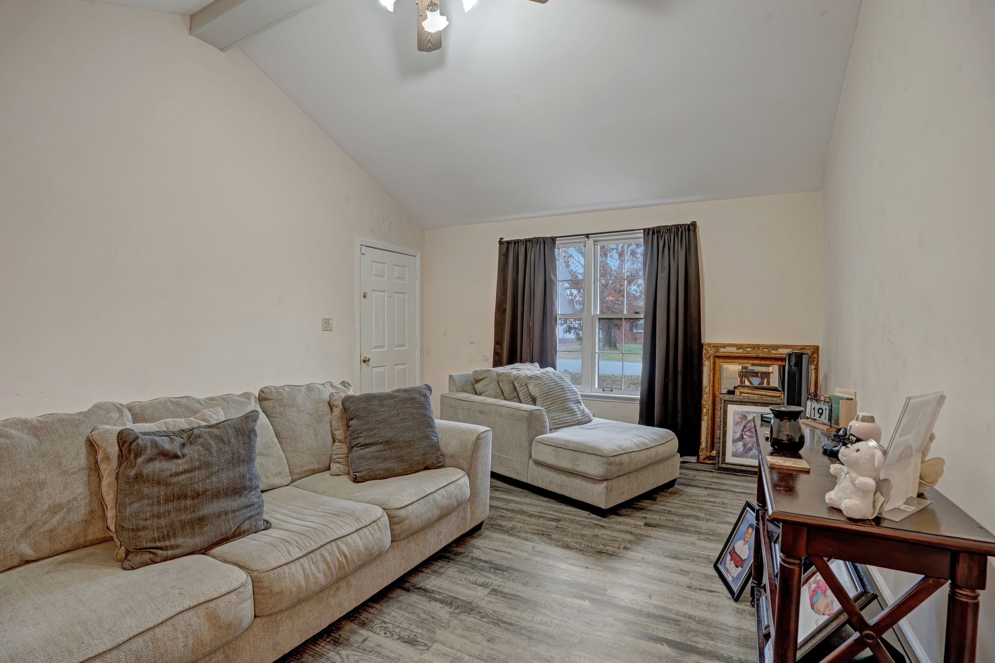 3393 Chaney Ln