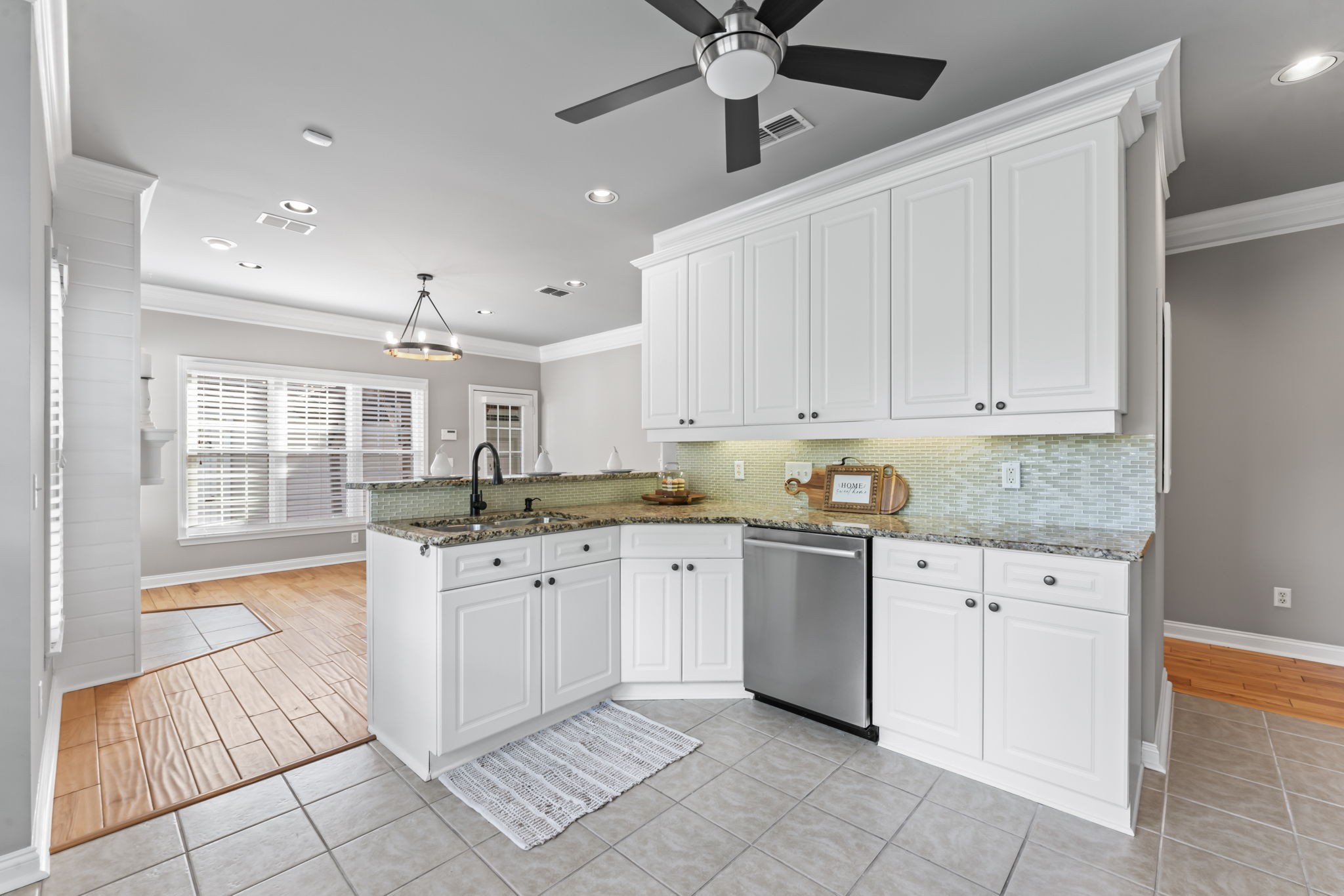 1524 Charleston Blvd