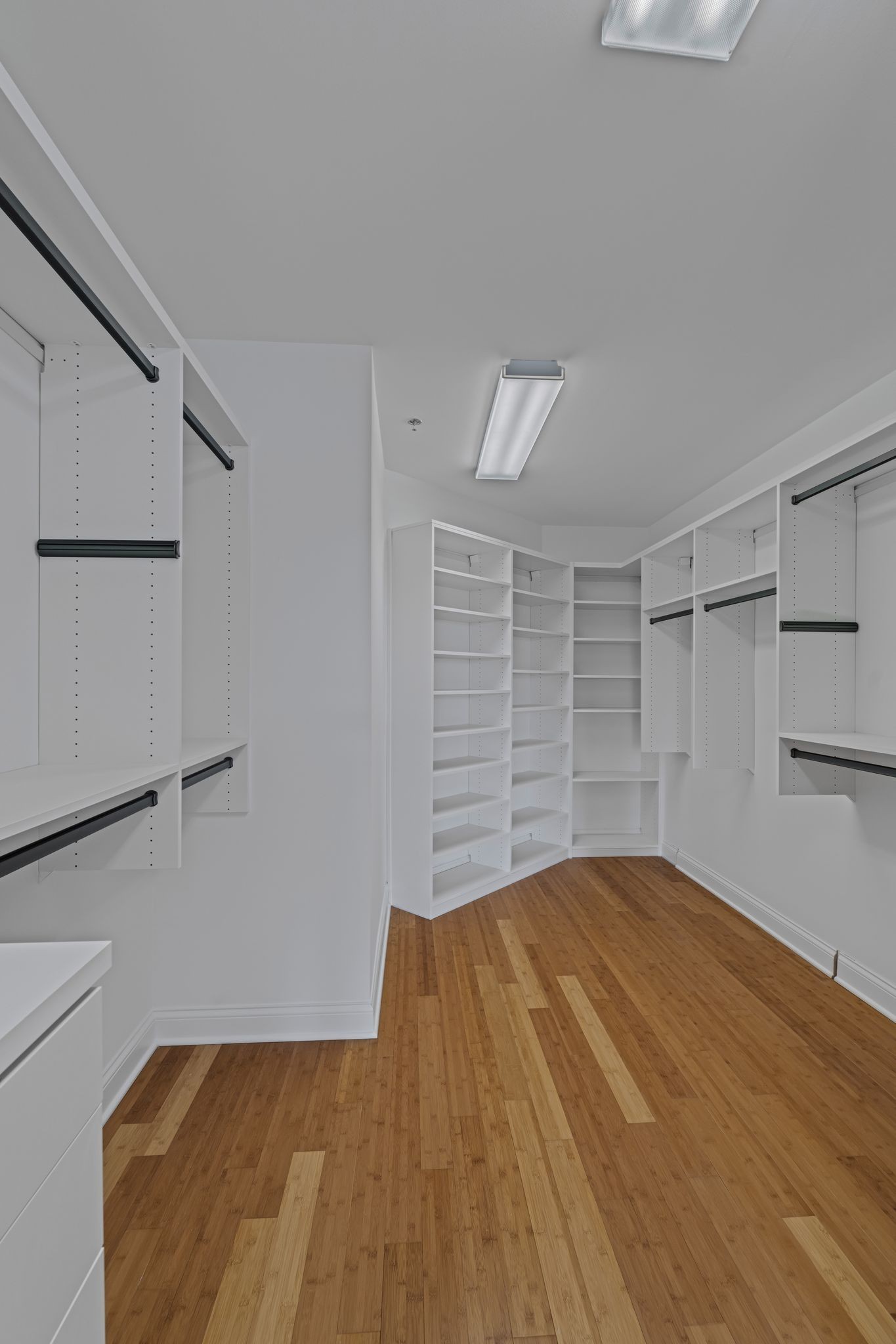 110 31st Ave, N Unit: 705