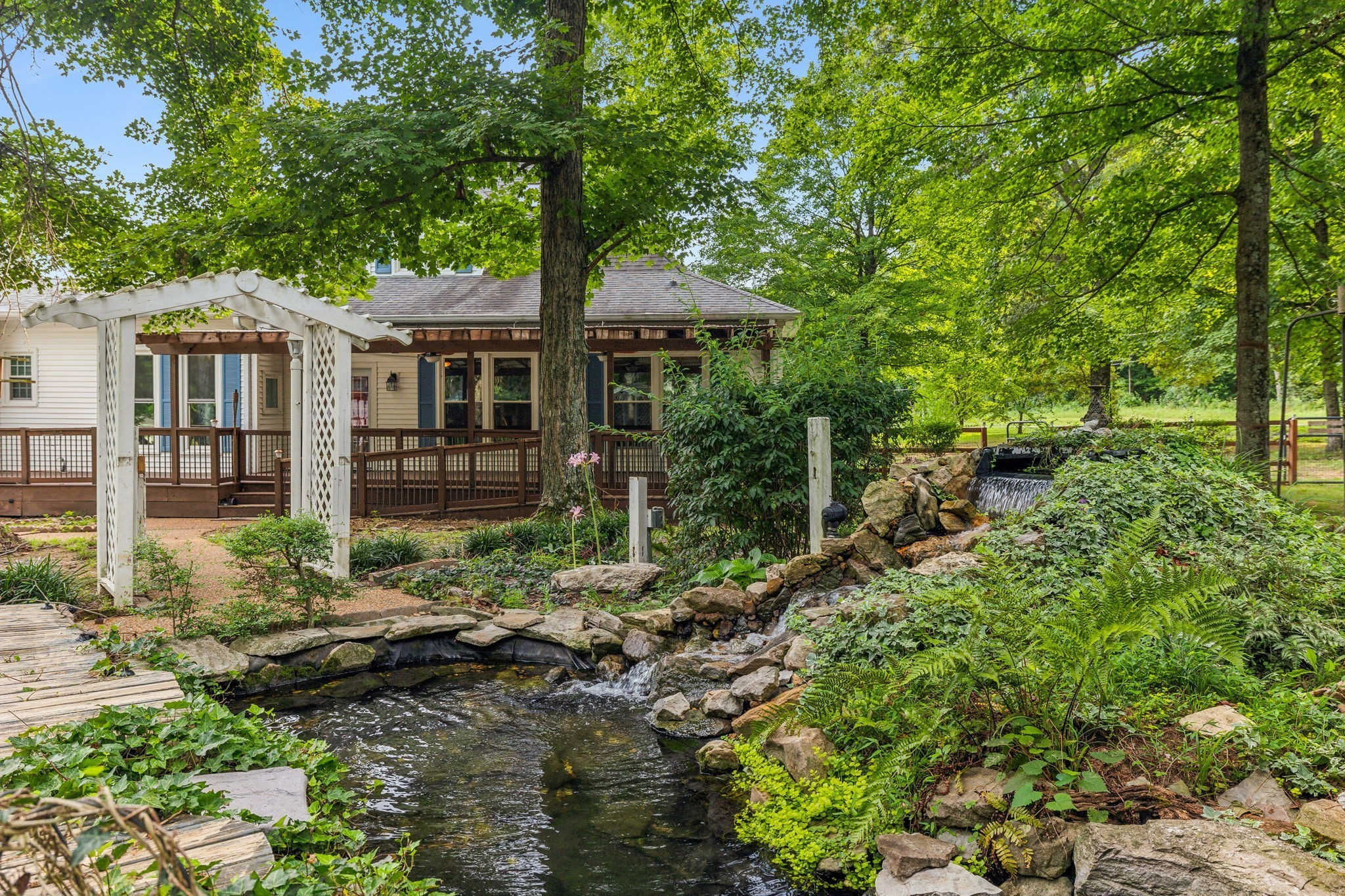 8054 Owens Chapel Rd