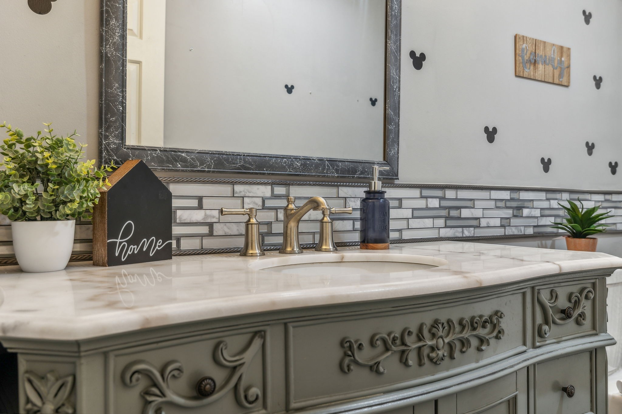 8054 Owens Chapel Rd