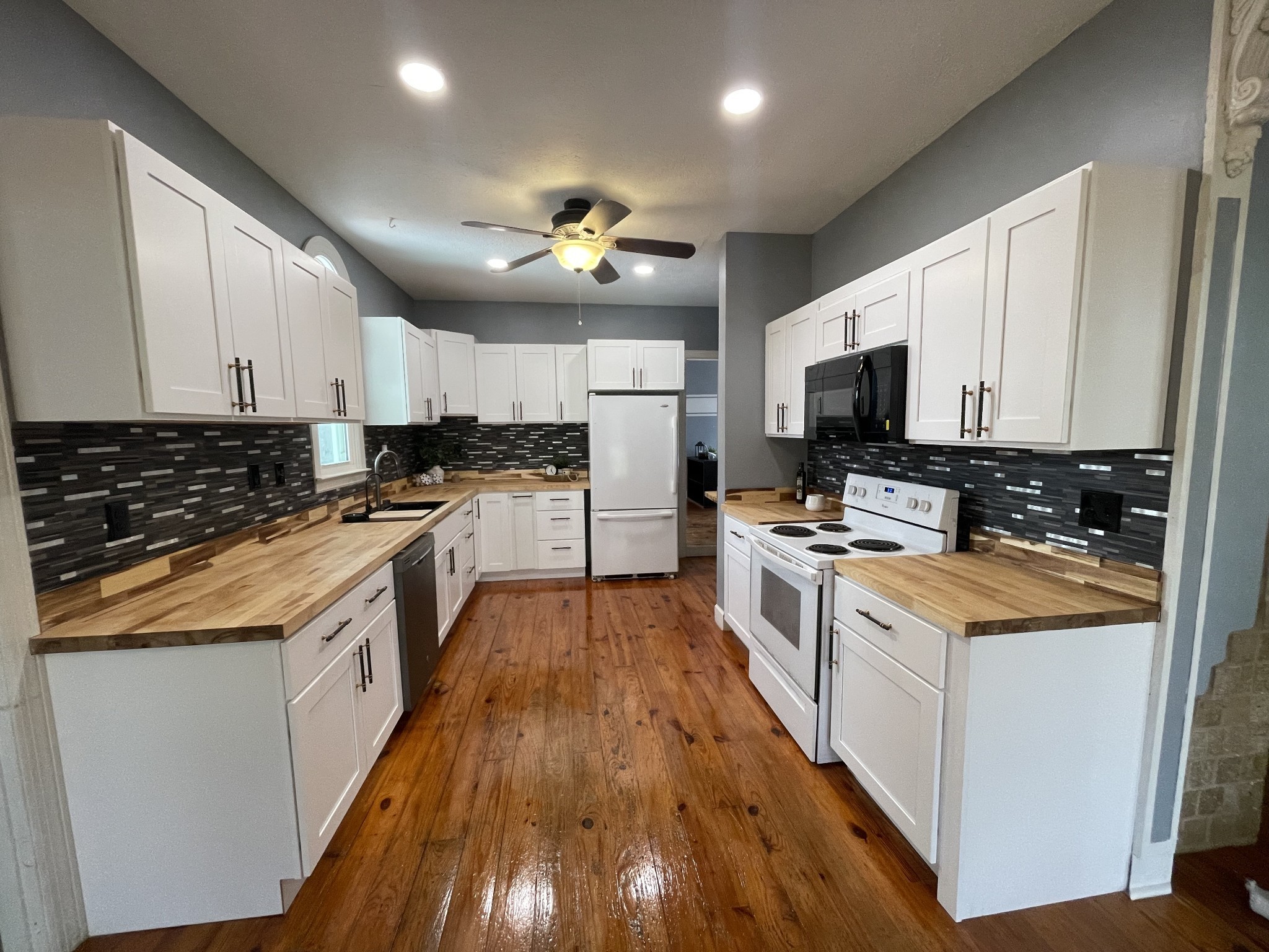 8054 Owens Chapel Rd