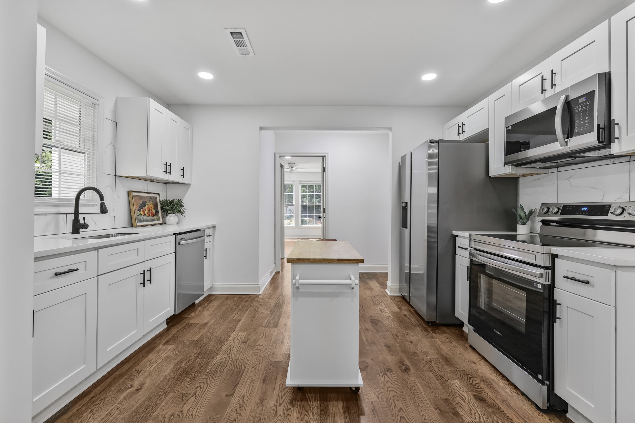 5 Proctor Dr
