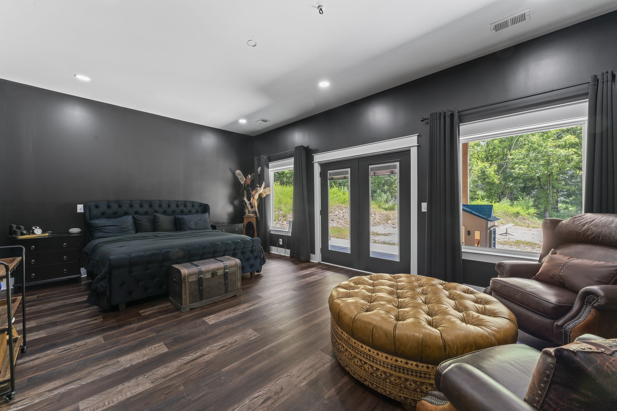 6145 Hunters Point Pike