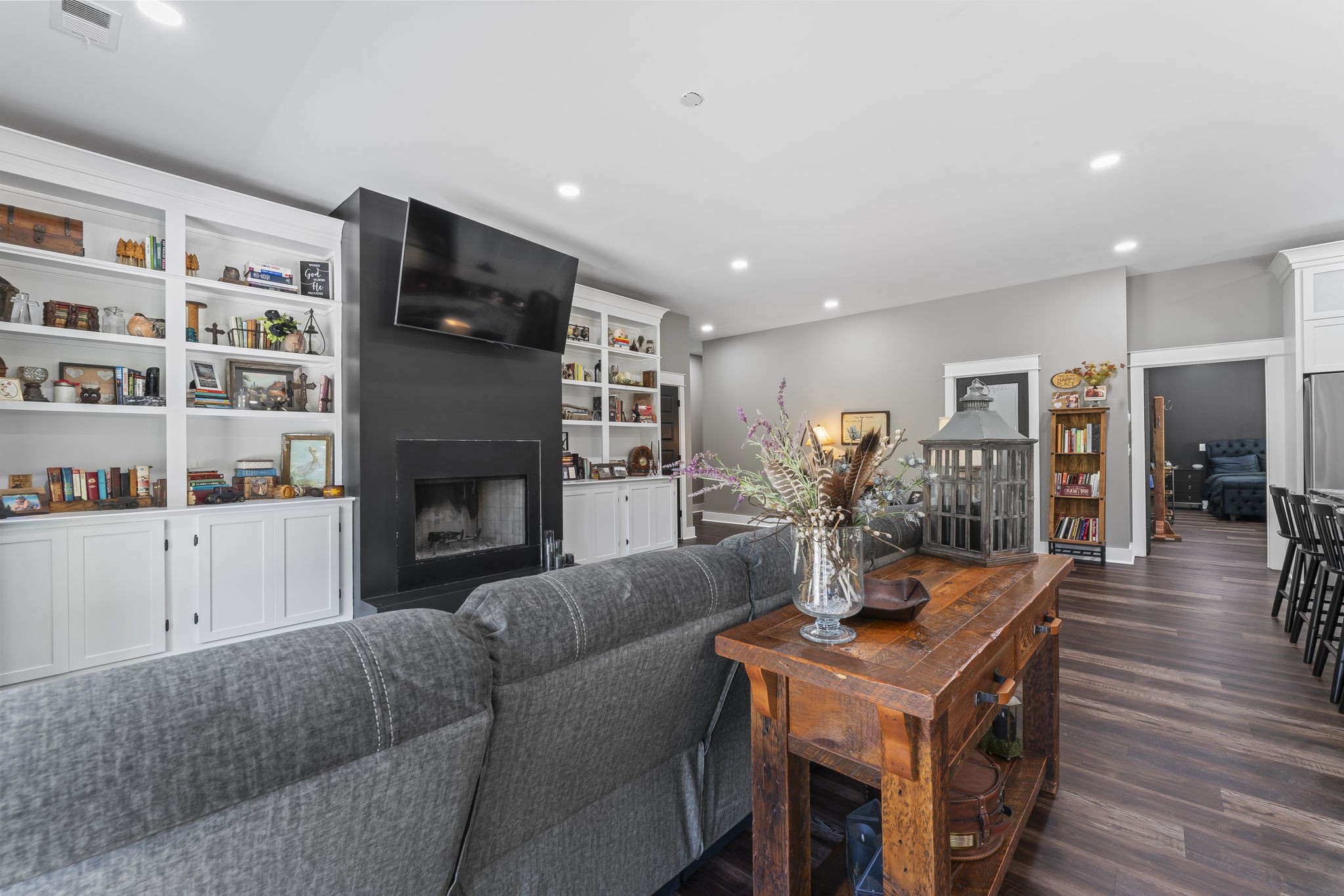 6145 Hunters Point Pike