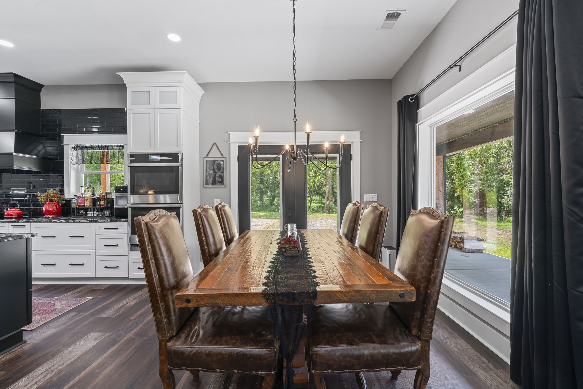 6145 Hunters Point Pike