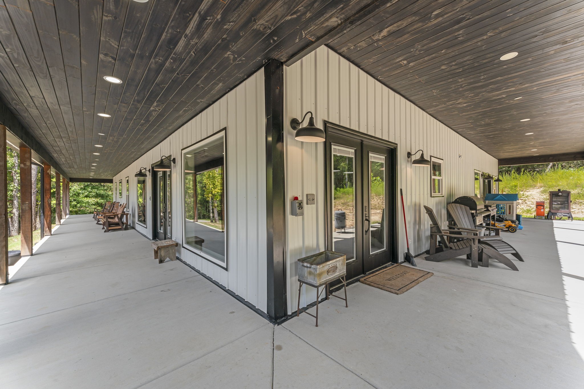 6145 Hunters Point Pike