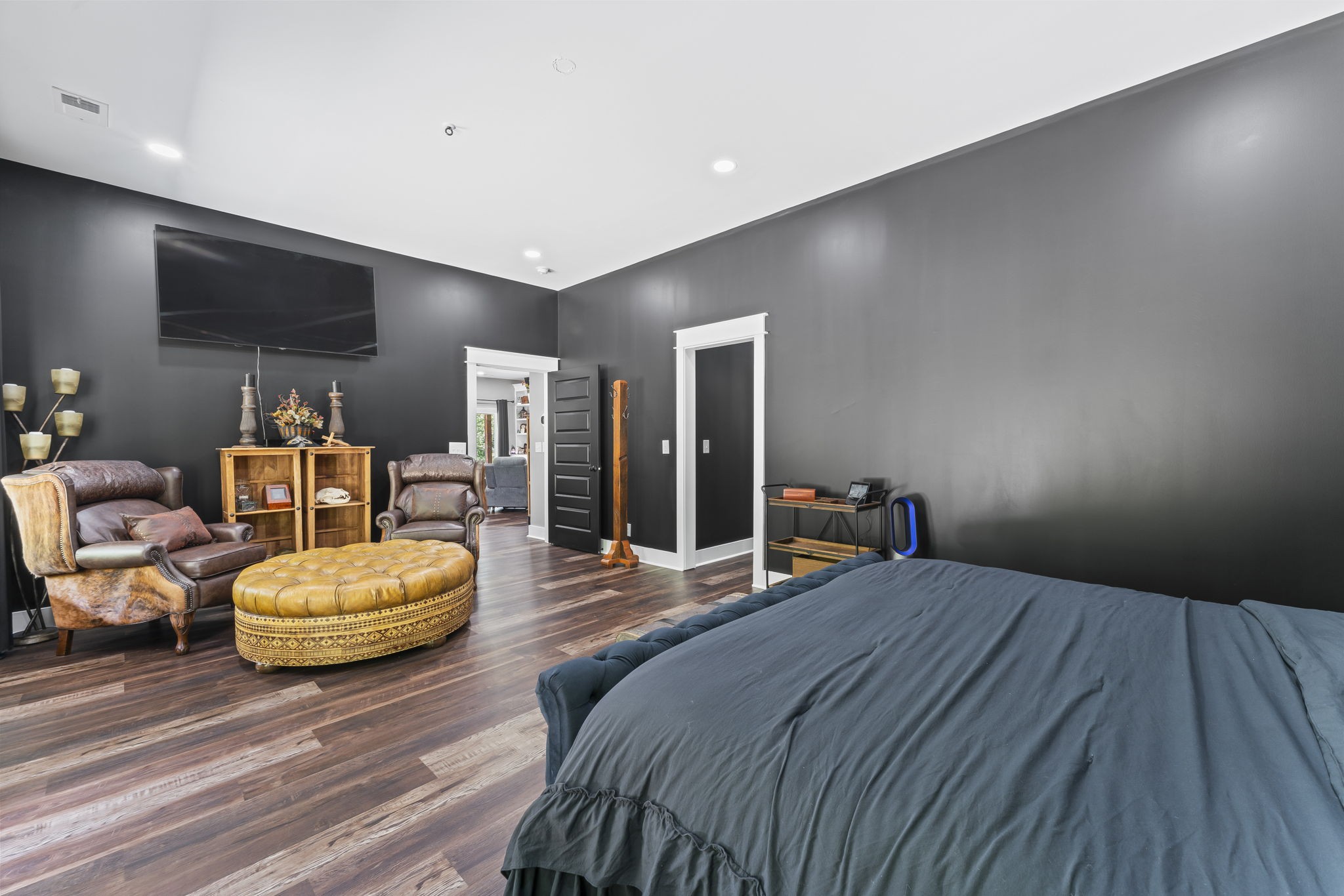 6145 Hunters Point Pike