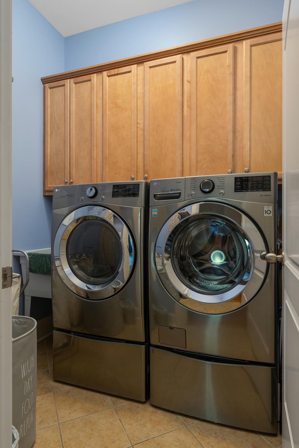 351 Childe Harolds Cir