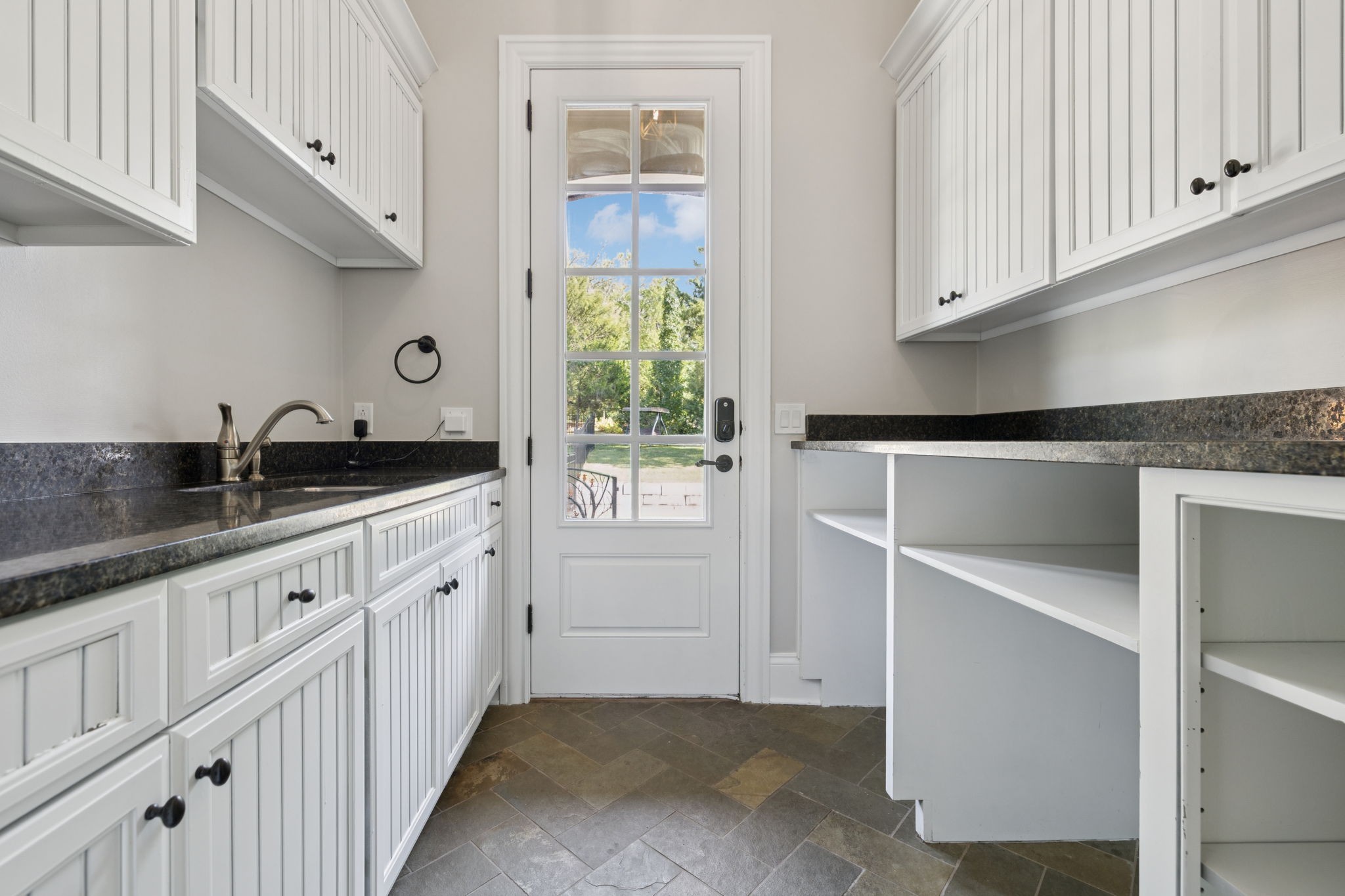 9256 Wardley Park Ln