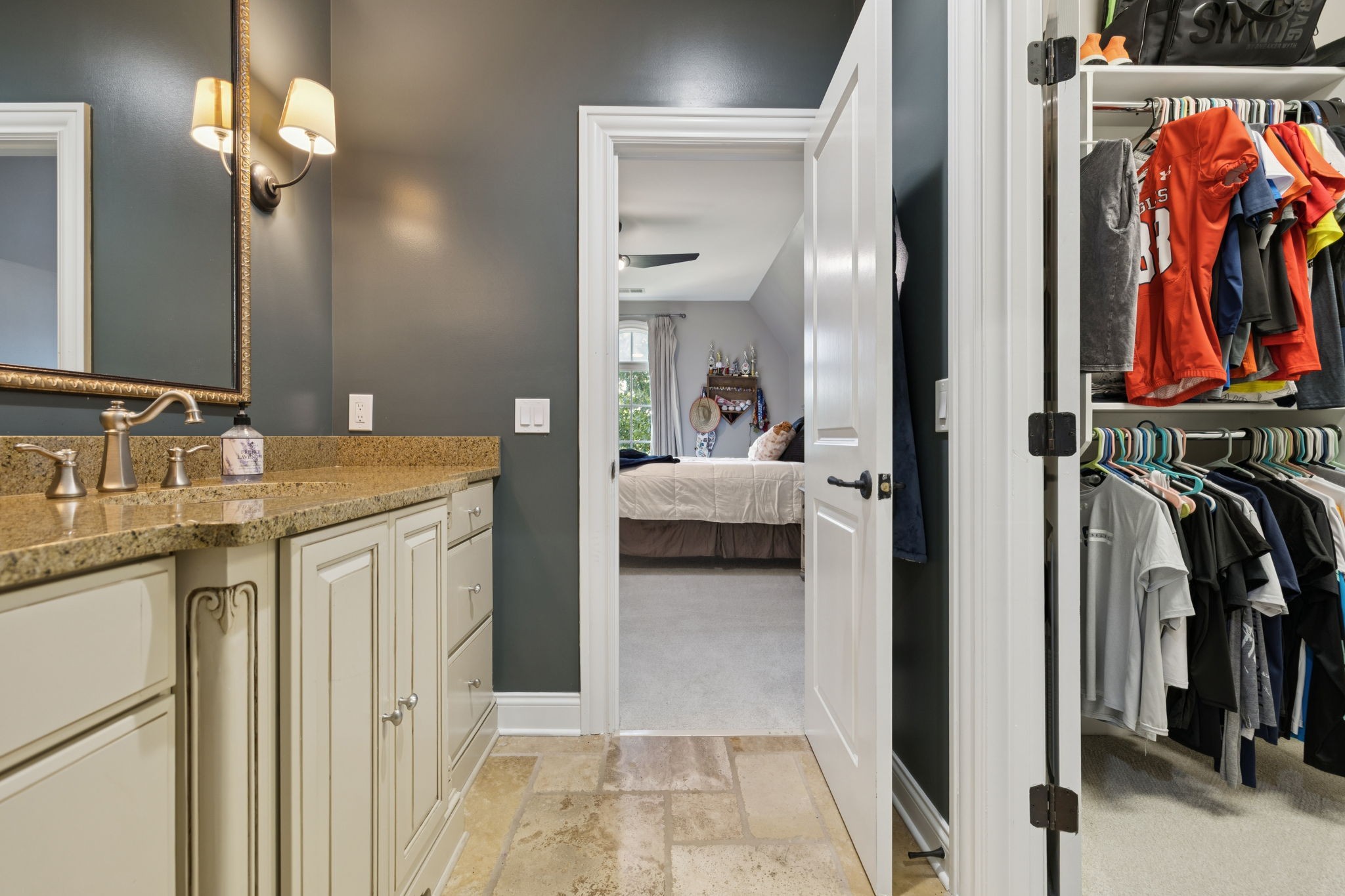 9256 Wardley Park Ln