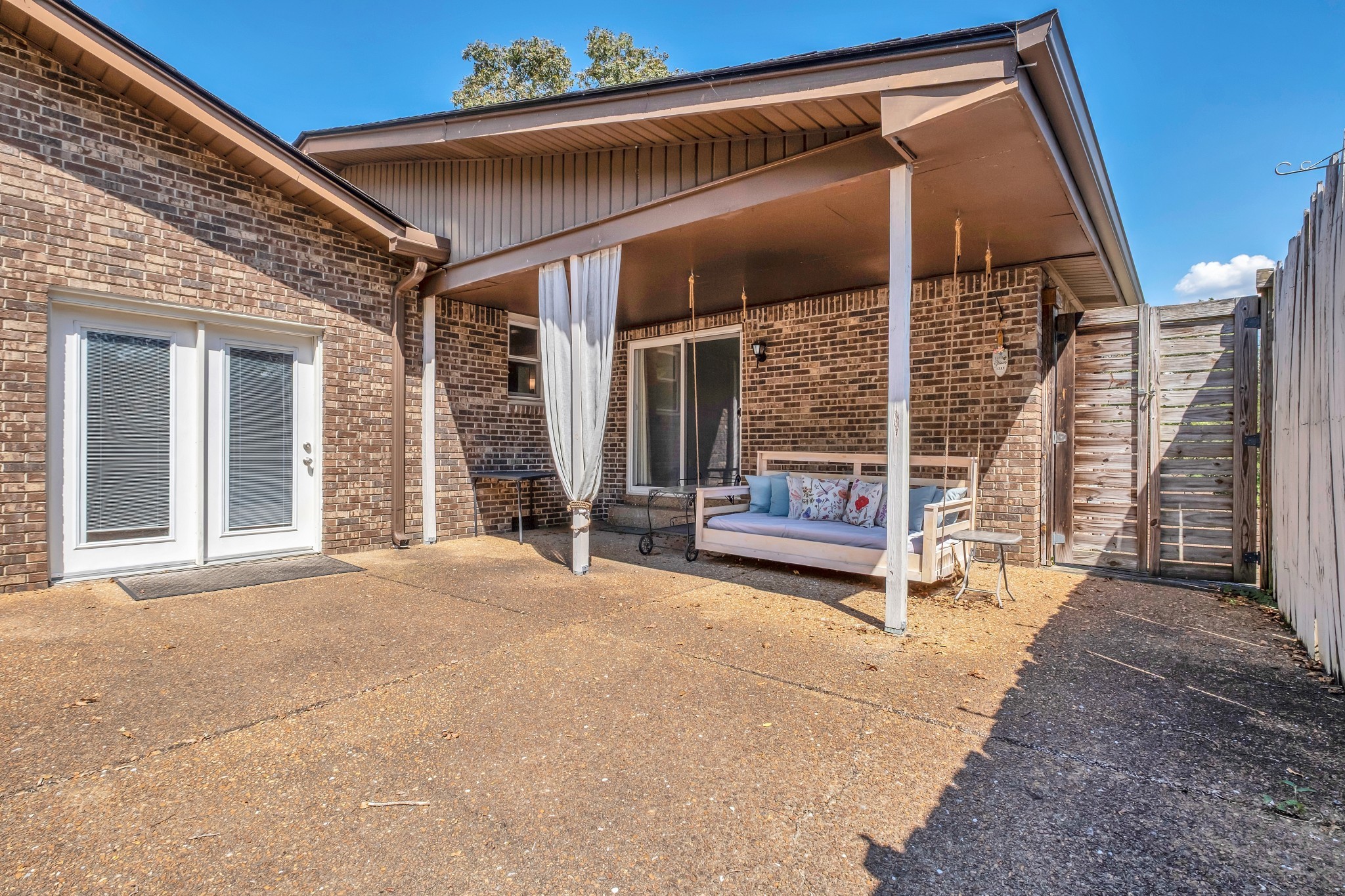 3808 Anderson Rd