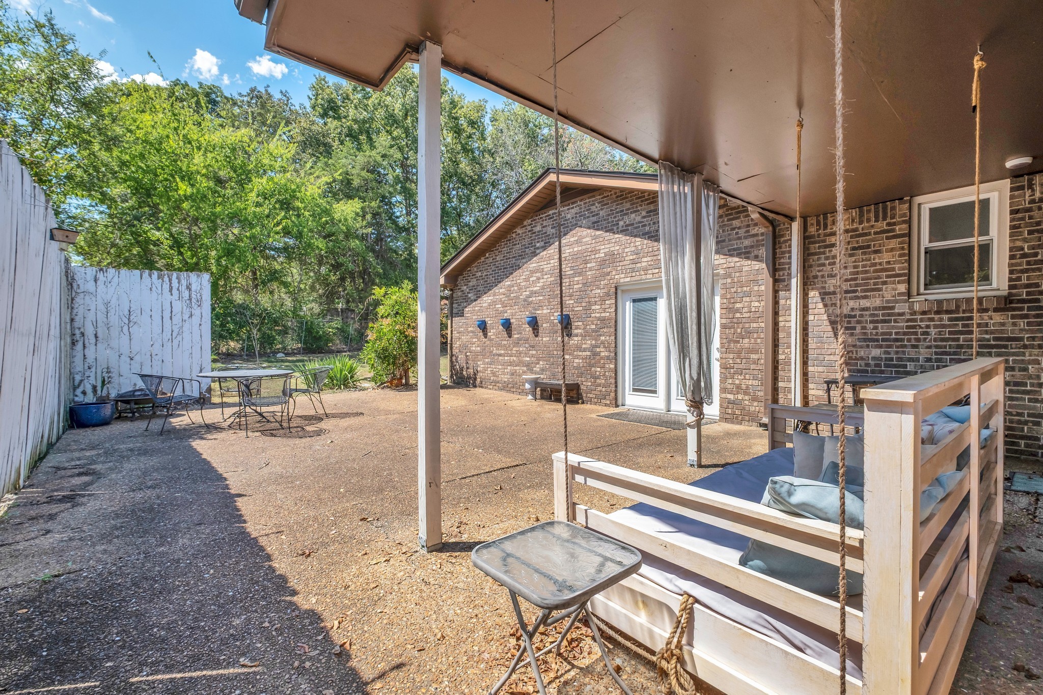 3808 Anderson Rd