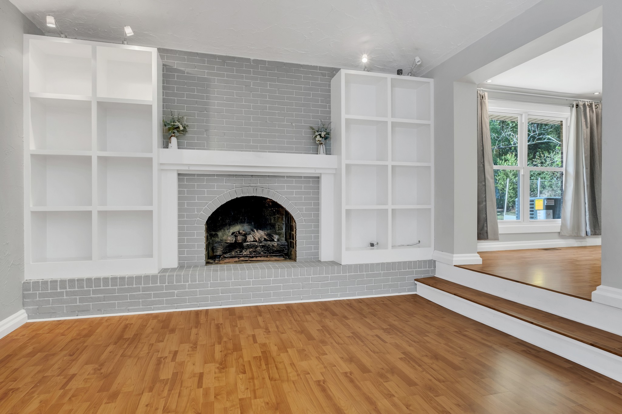3808 Anderson Rd
