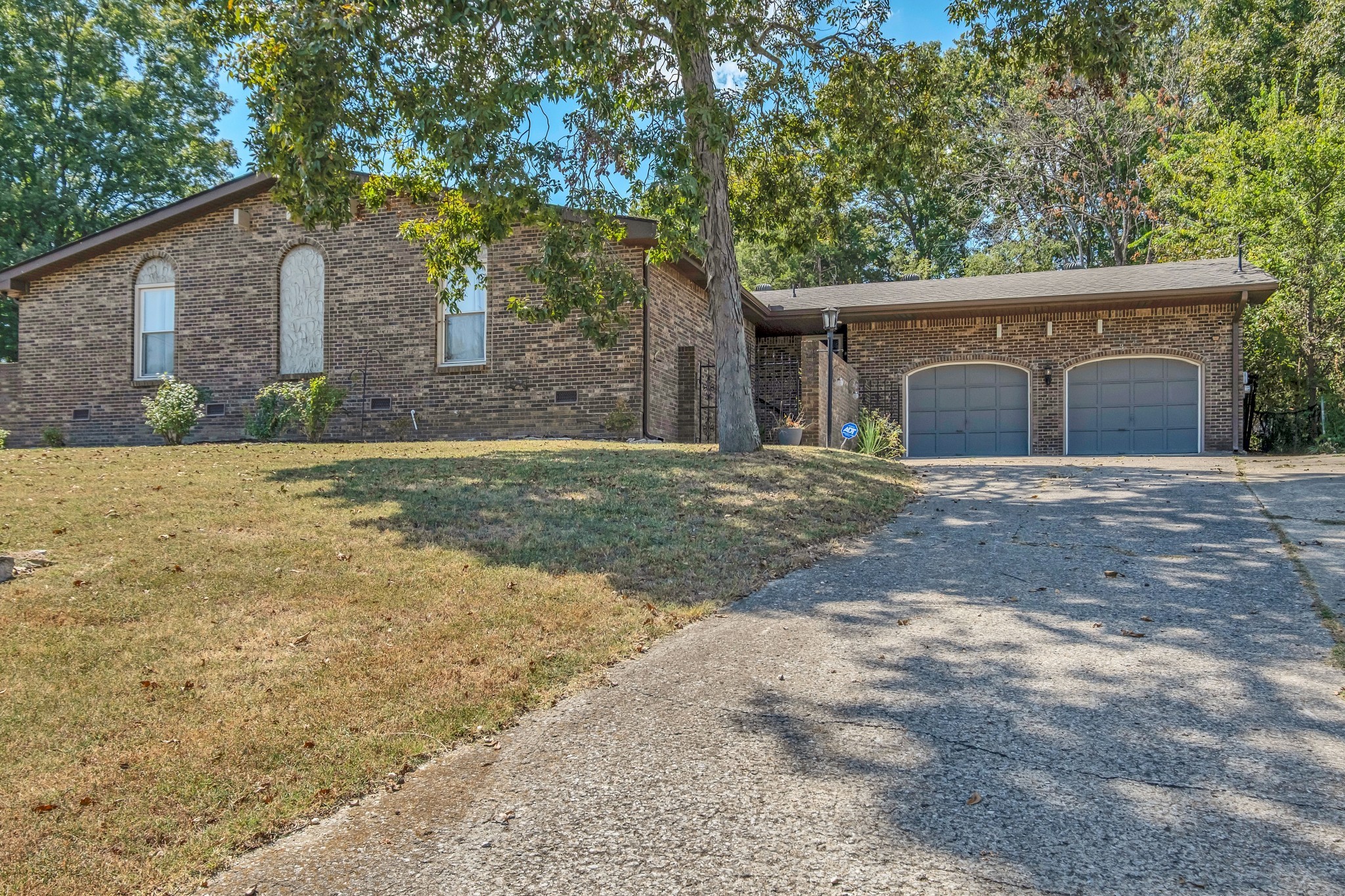 3808 Anderson Rd