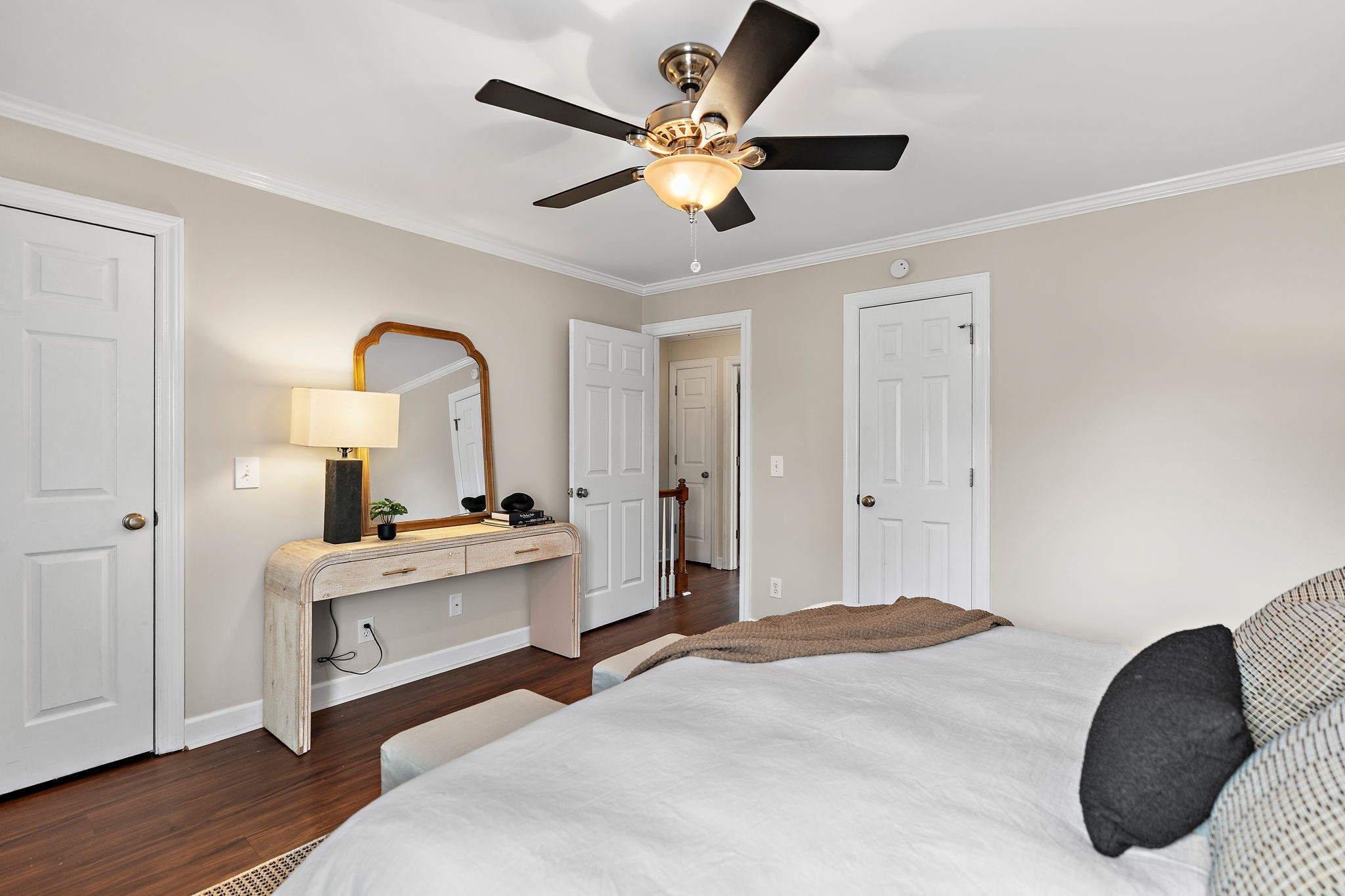 124 Acklen Park Dr
