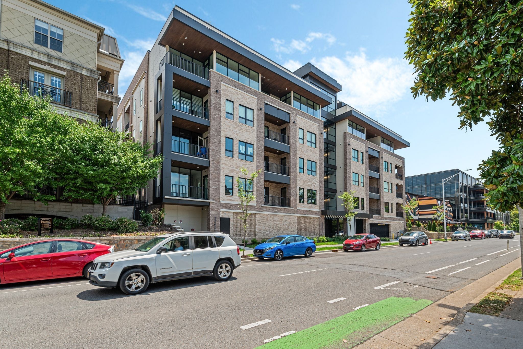 1014 16th Ave, S Unit: 210