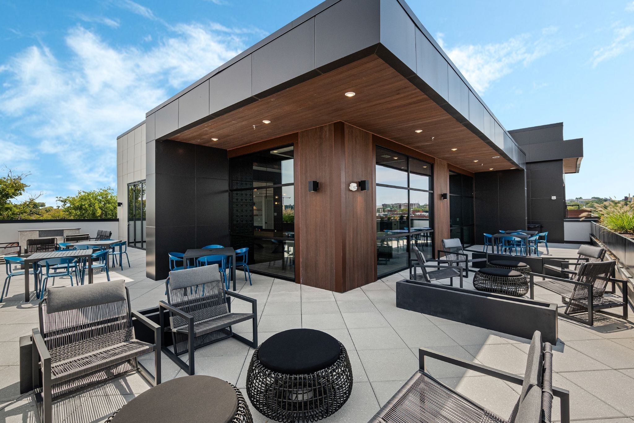 1014 16th Ave, S Unit: 210