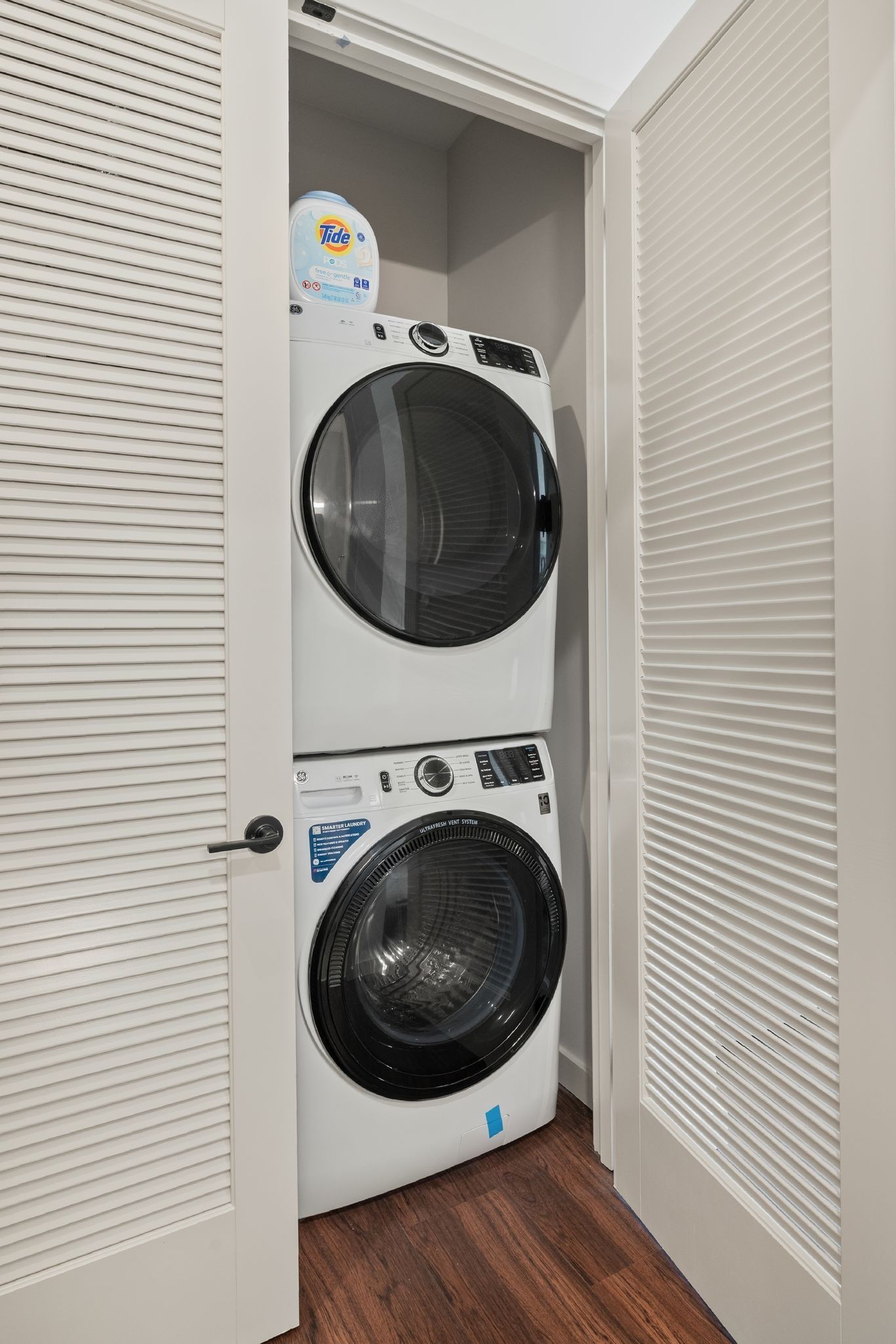 1014 16th Ave, S Unit: 210