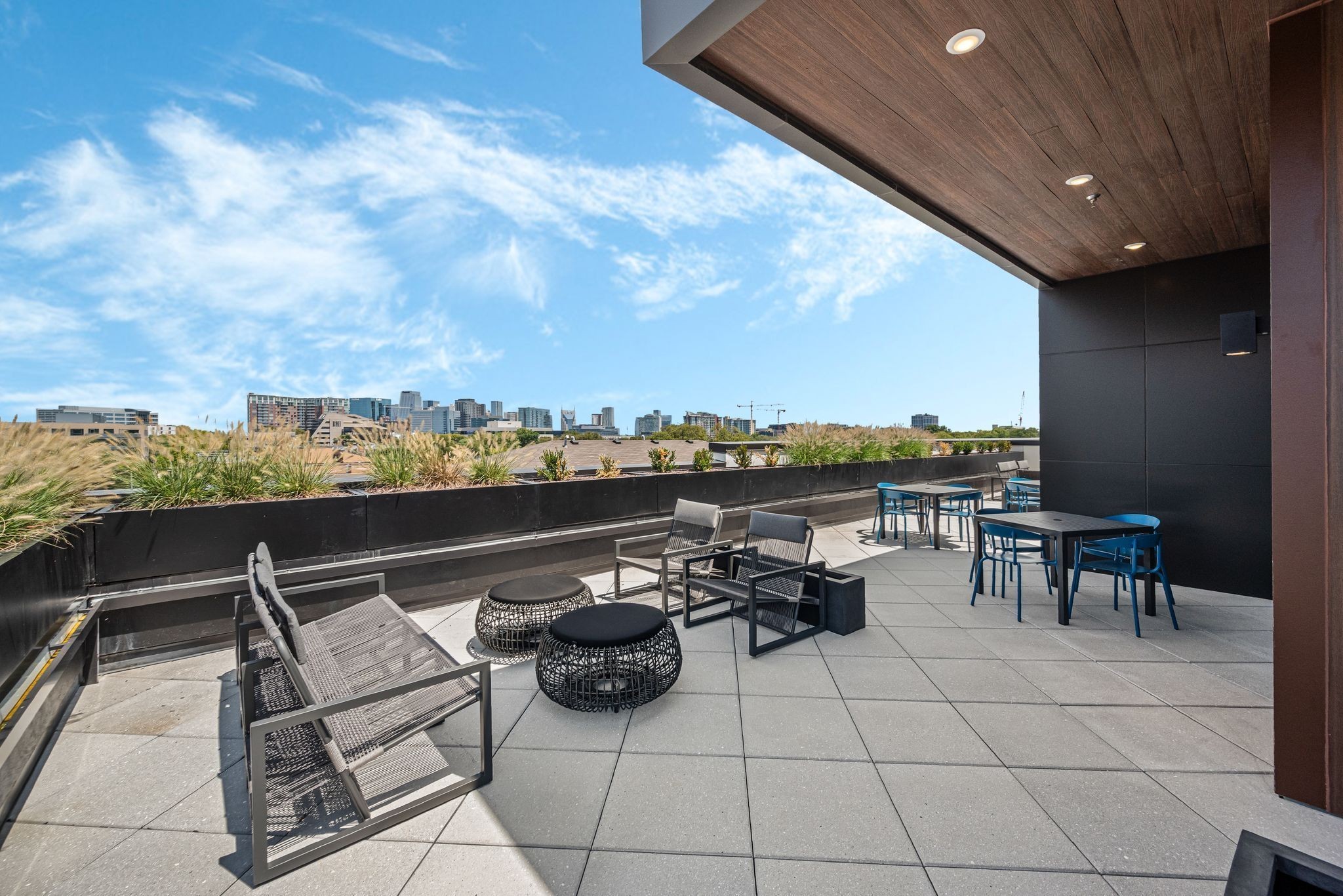 1014 16th Ave, S Unit: 210