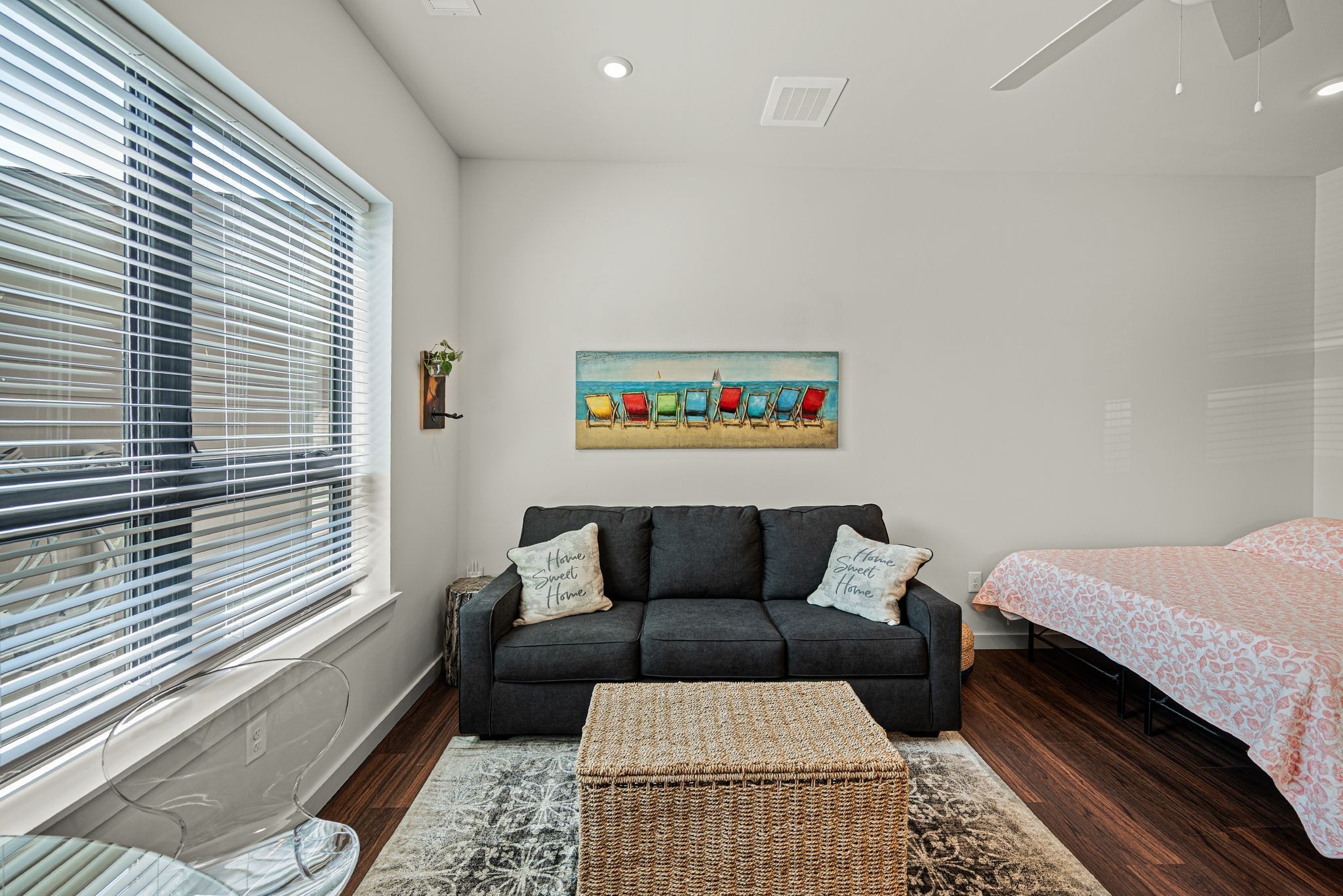 1014 16th Ave, S Unit: 210