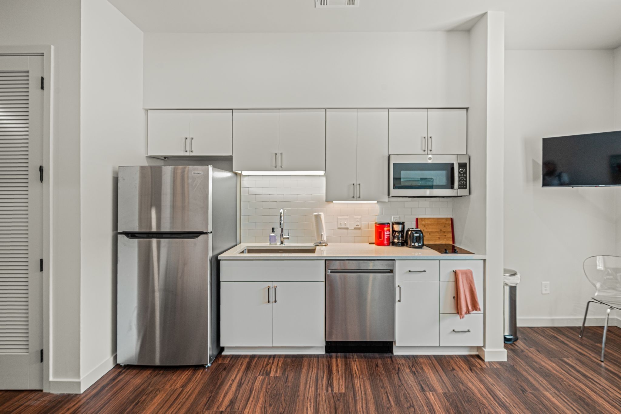 1014 16th Ave, S Unit: 210