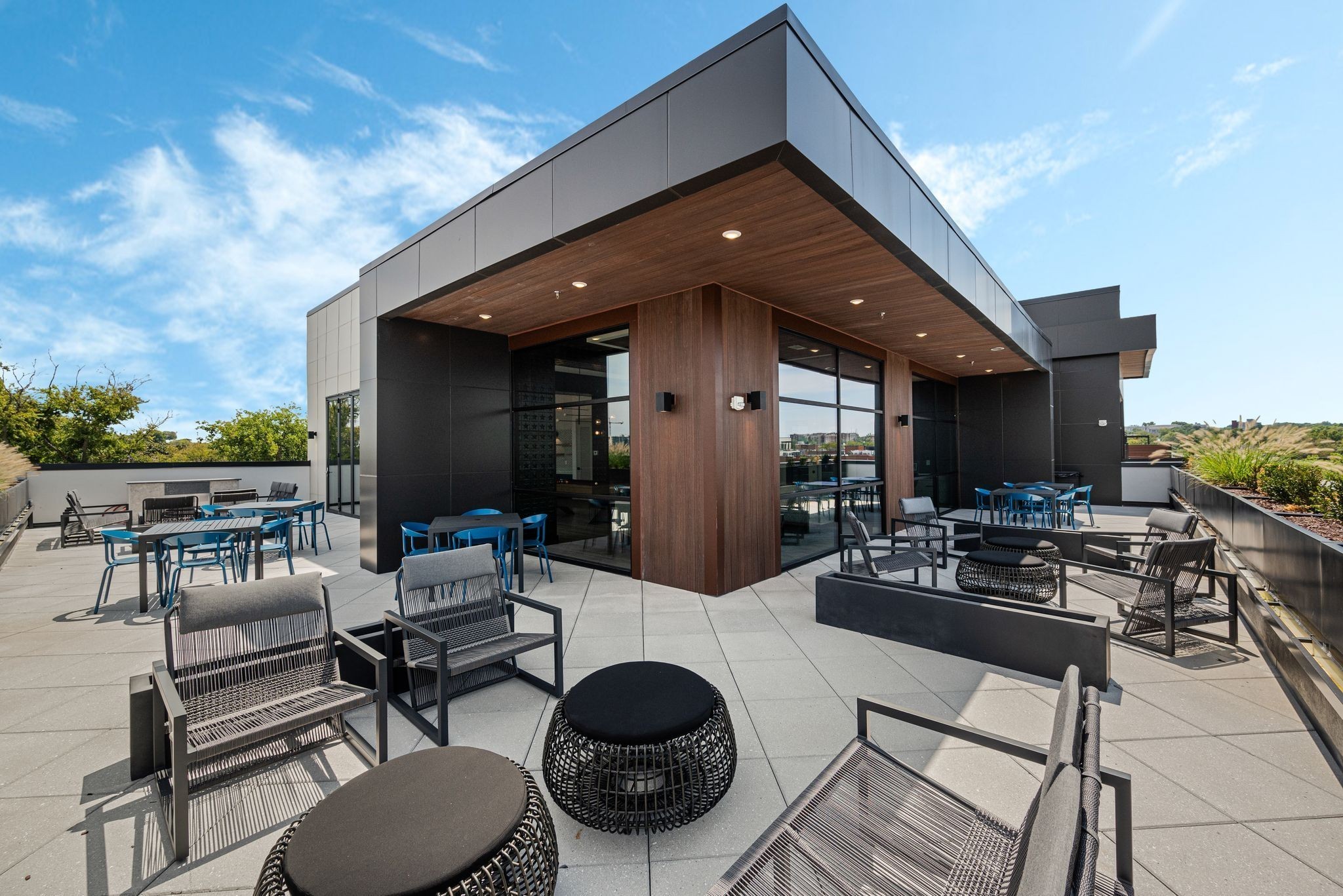 1014 16th Ave, S Unit: 210