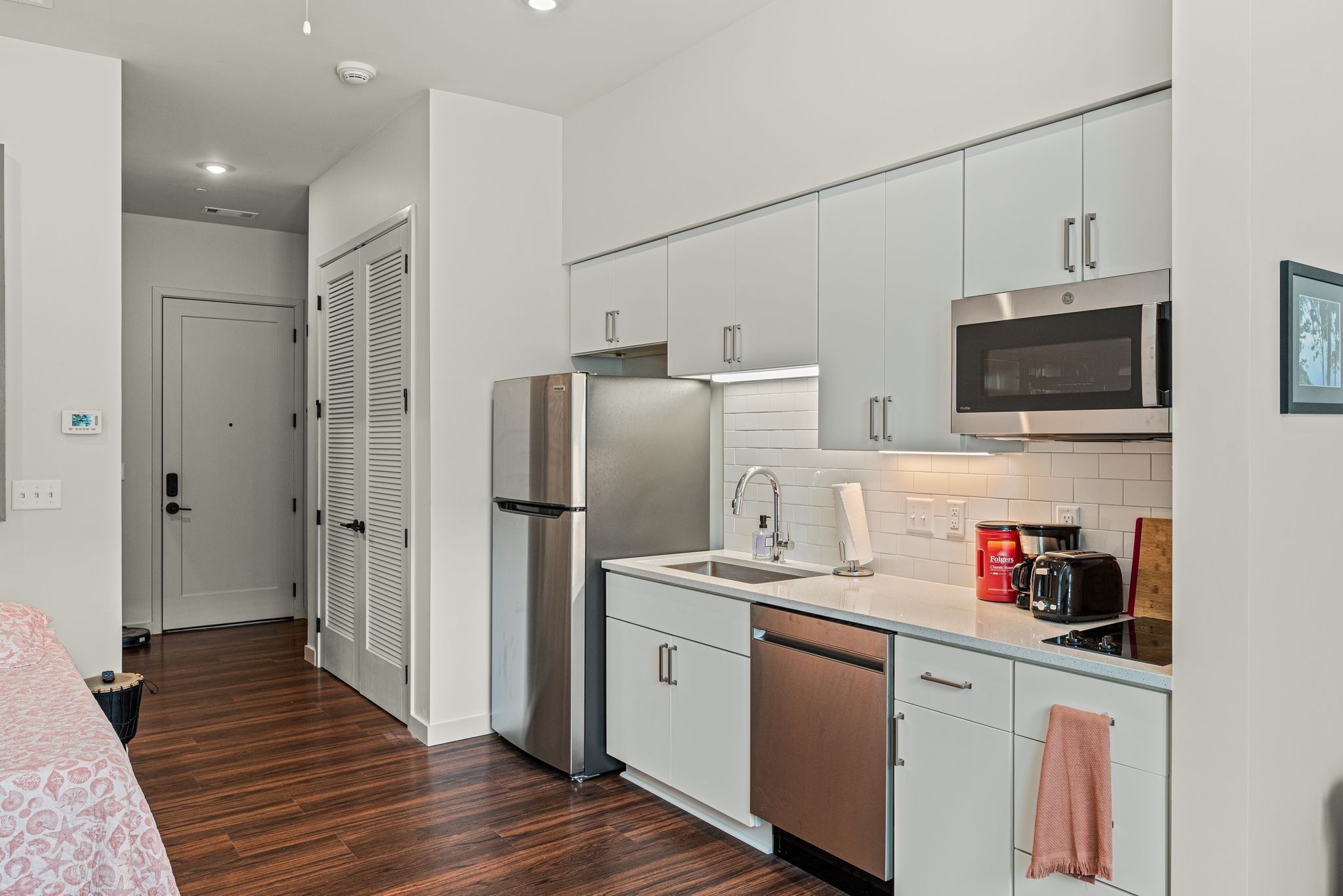 1014 16th Ave, S Unit: 210