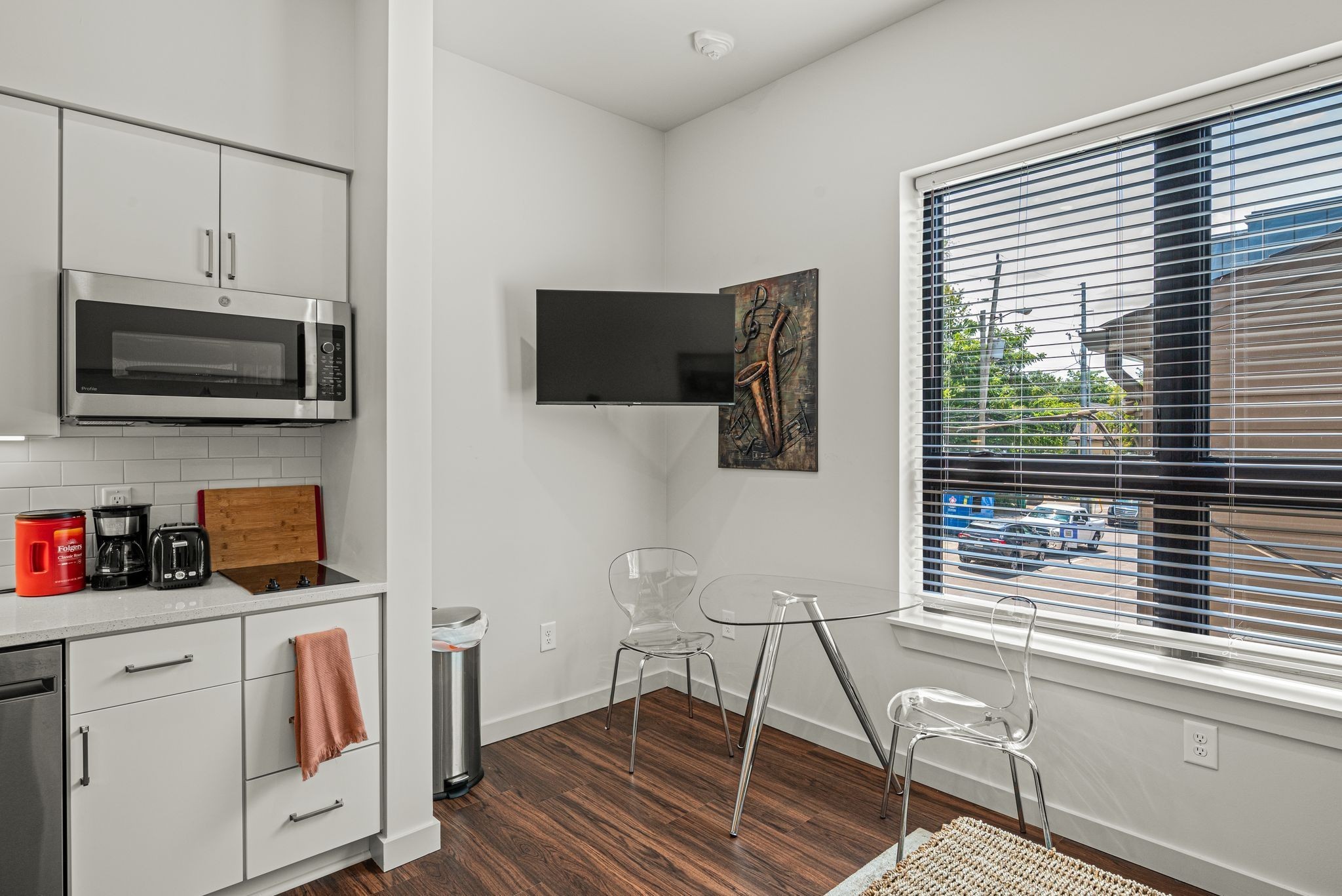 1014 16th Ave, S Unit: 210