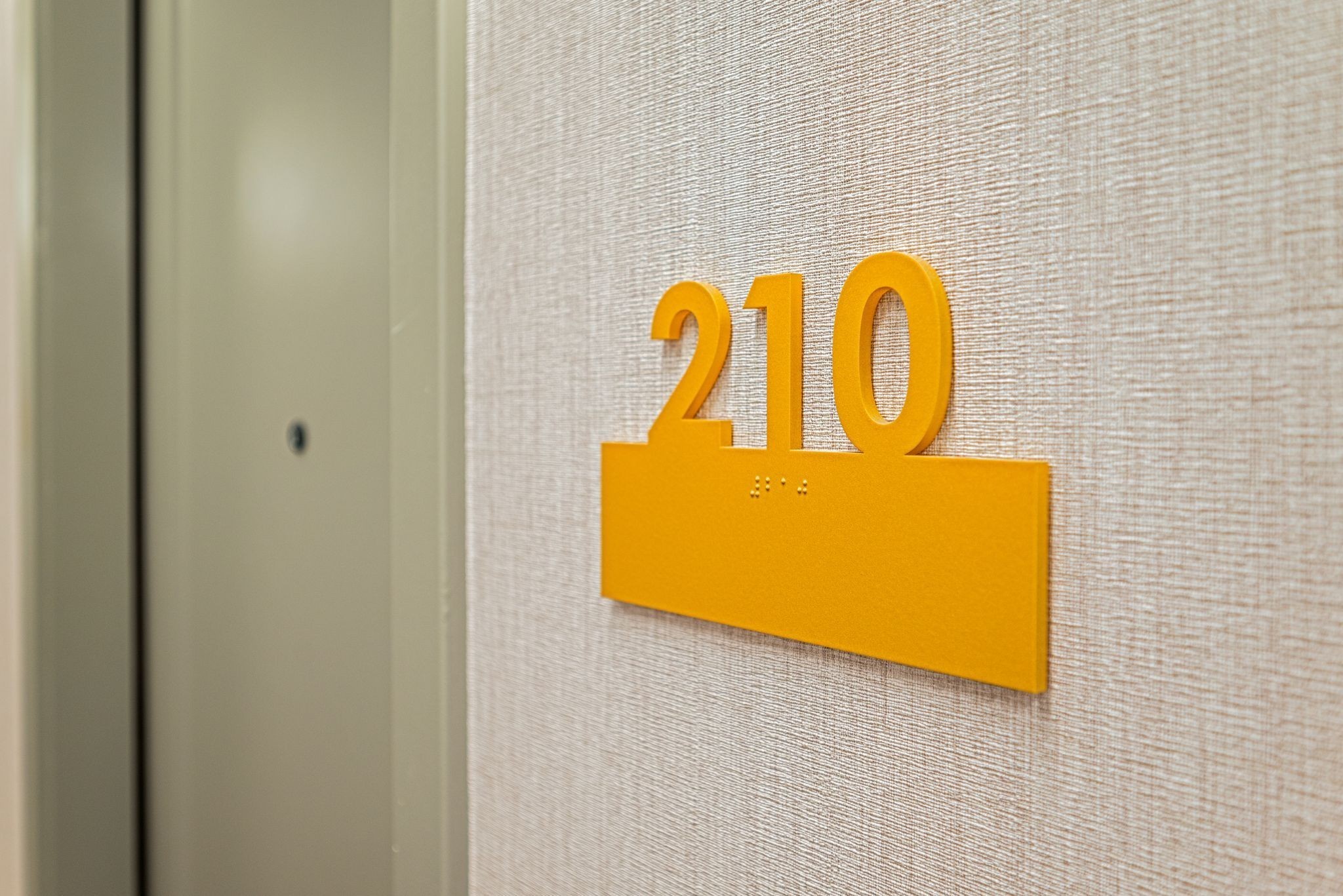 1014 16th Ave, S Unit: 210