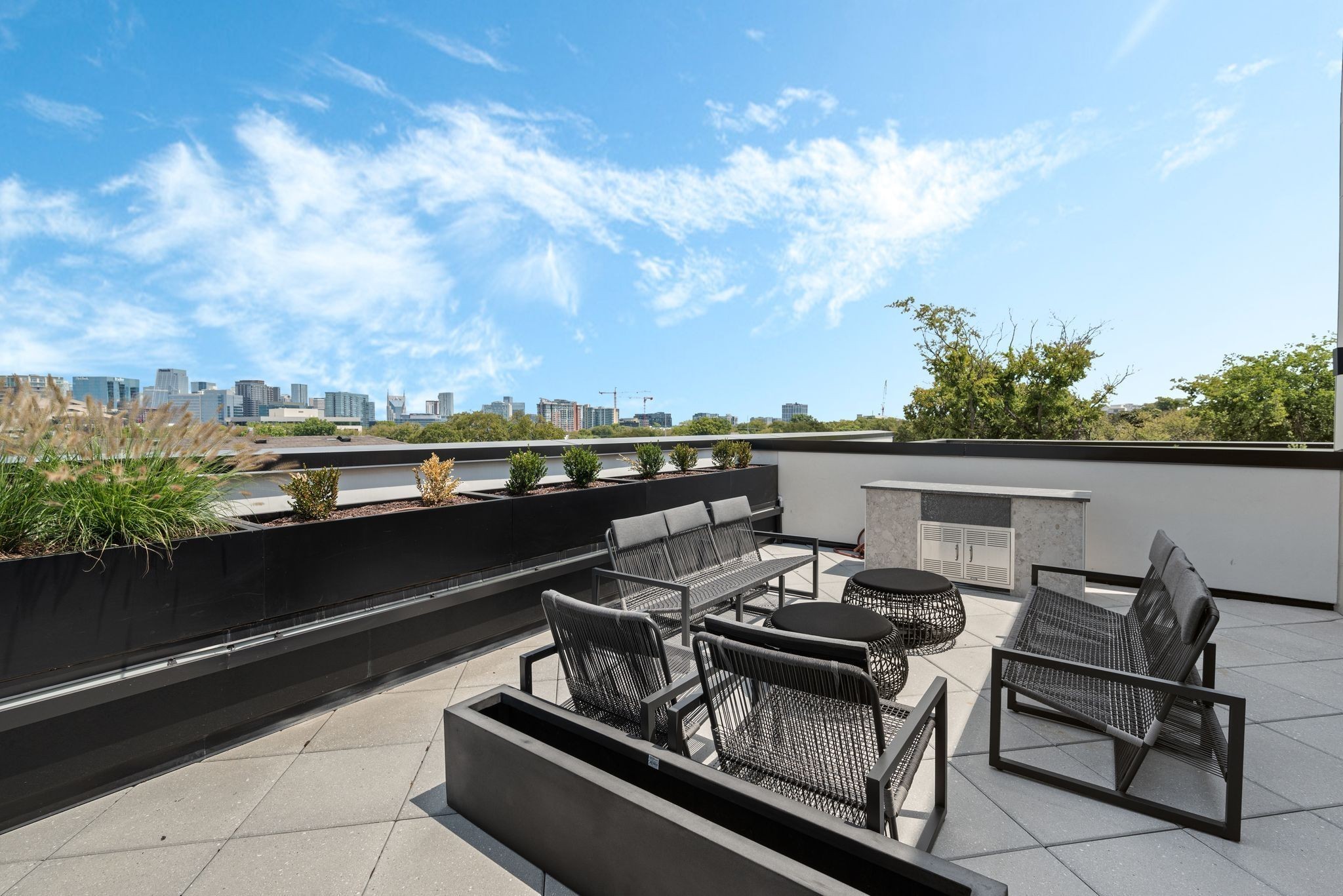 1014 16th Ave, S Unit: 210