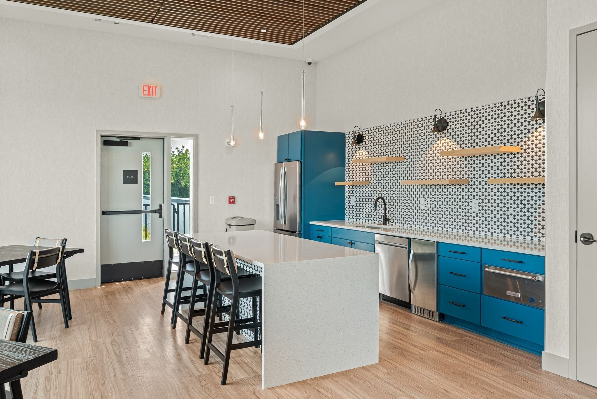 1014 16th Ave, S Unit: 210