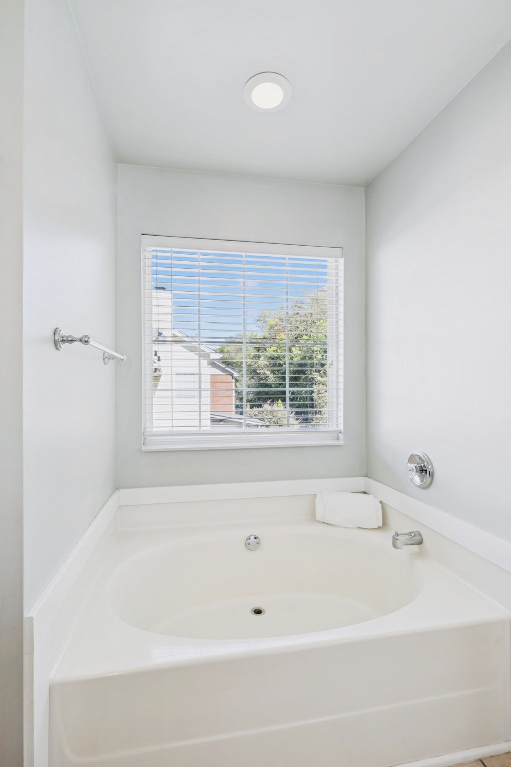 298 Wisteria Dr