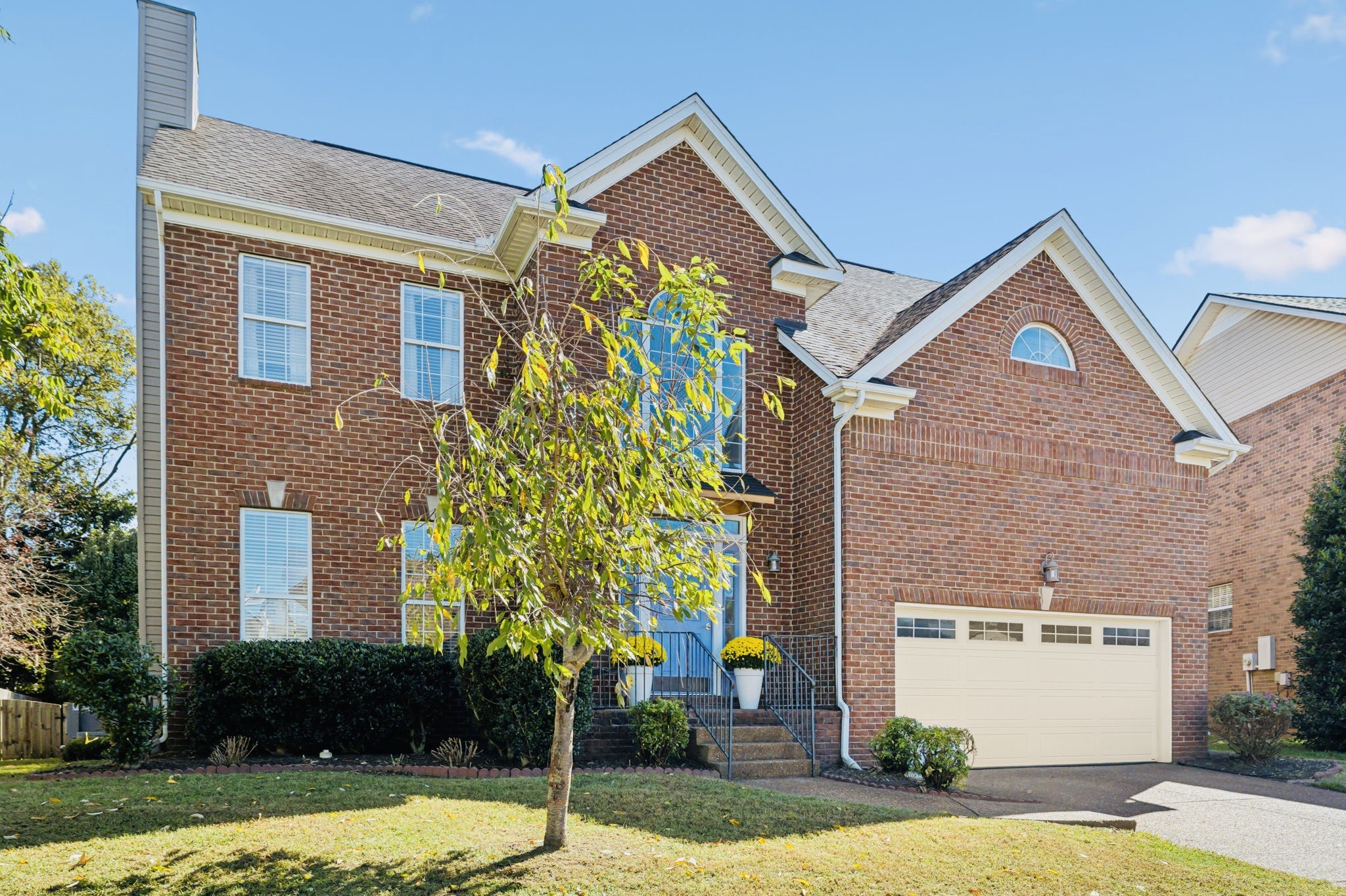 298 Wisteria Dr