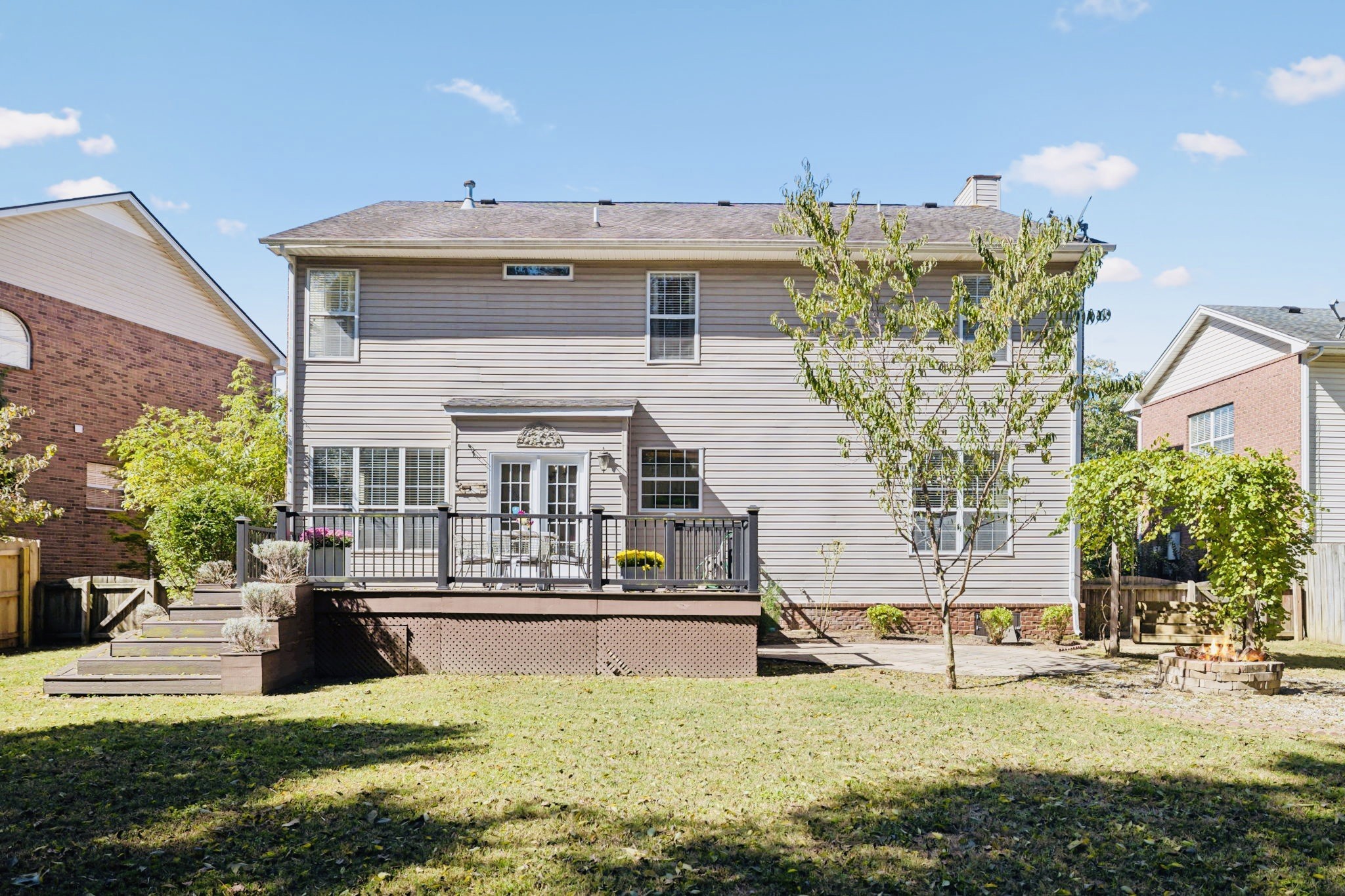 298 Wisteria Dr