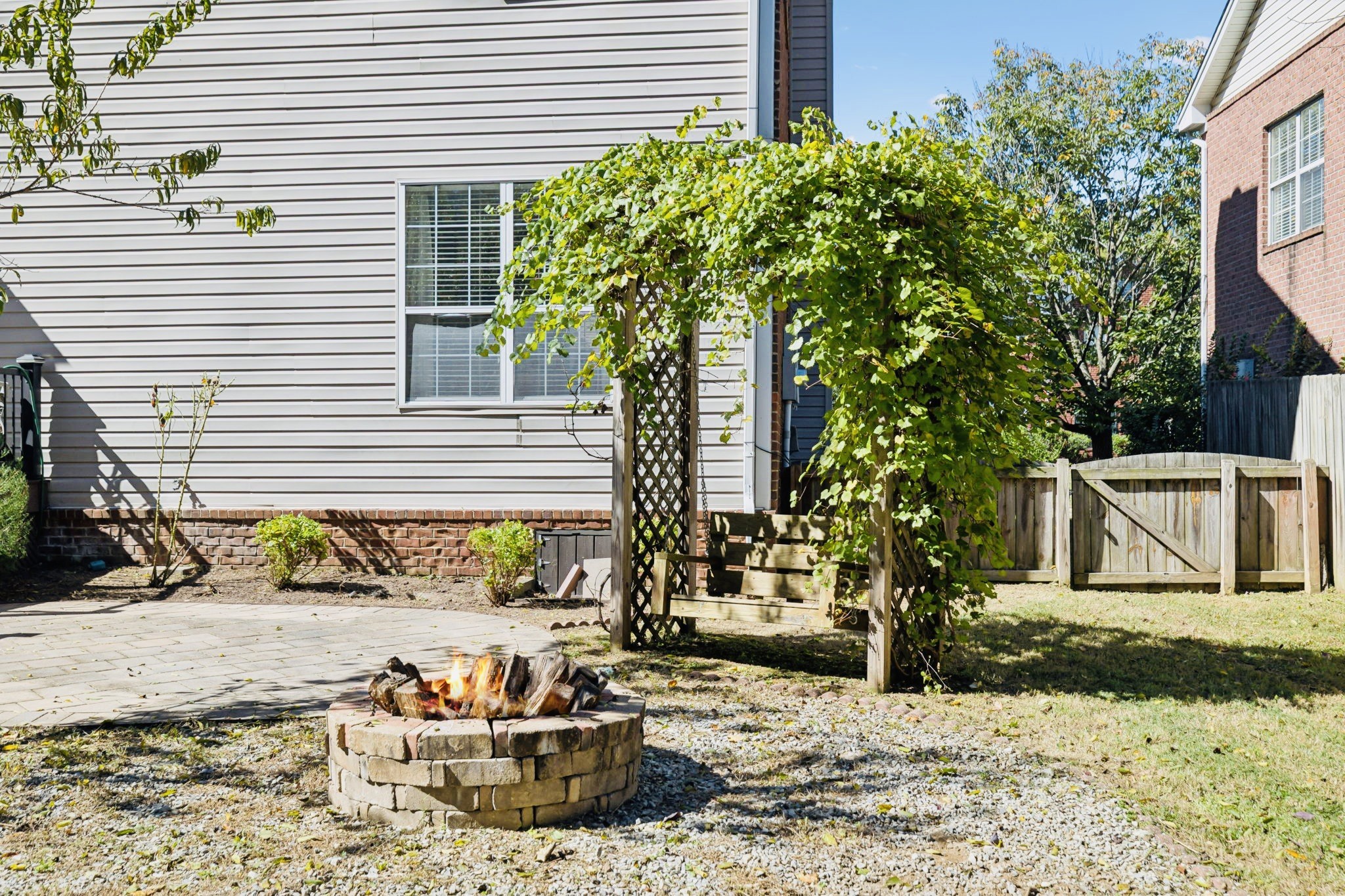 298 Wisteria Dr