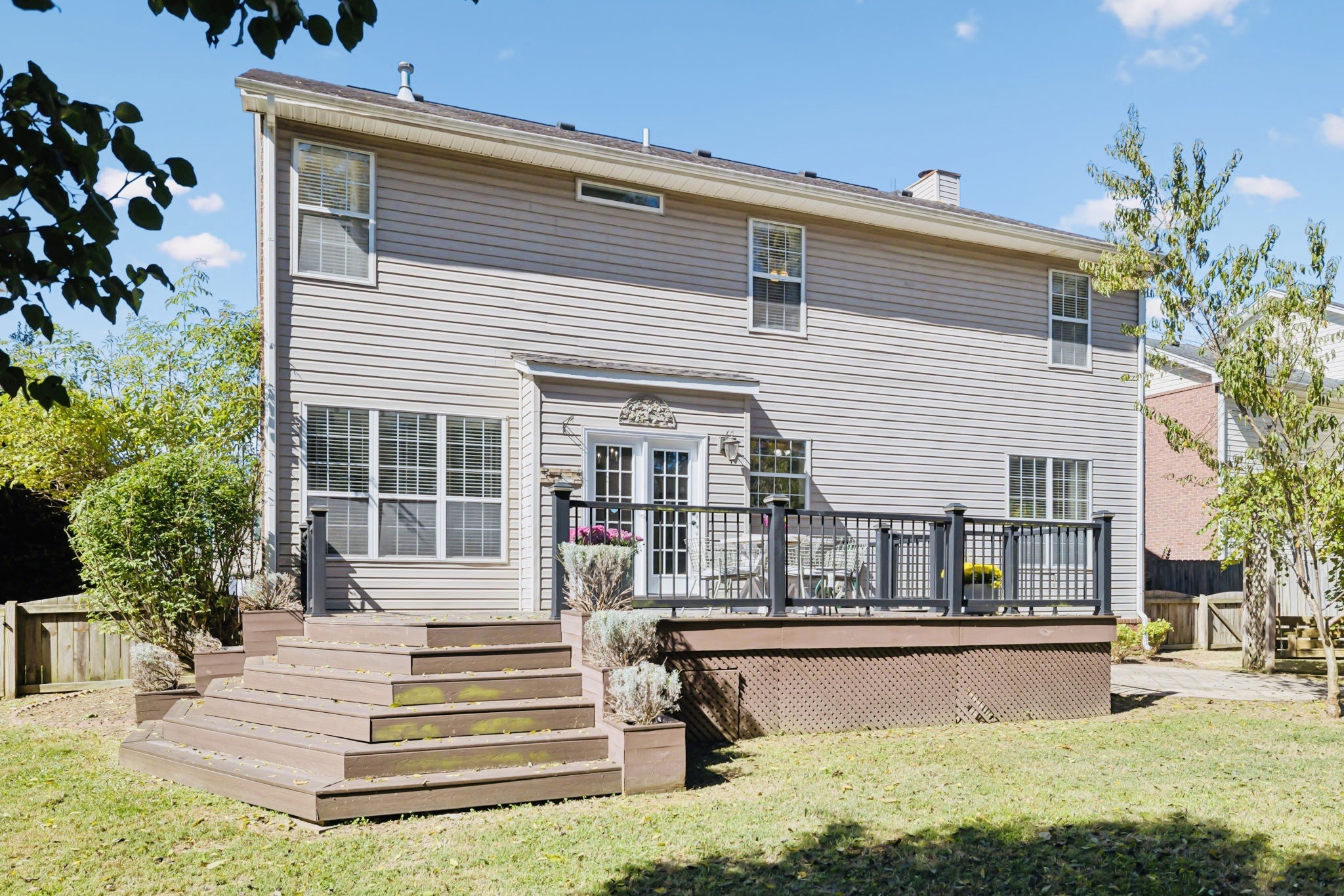 298 Wisteria Dr