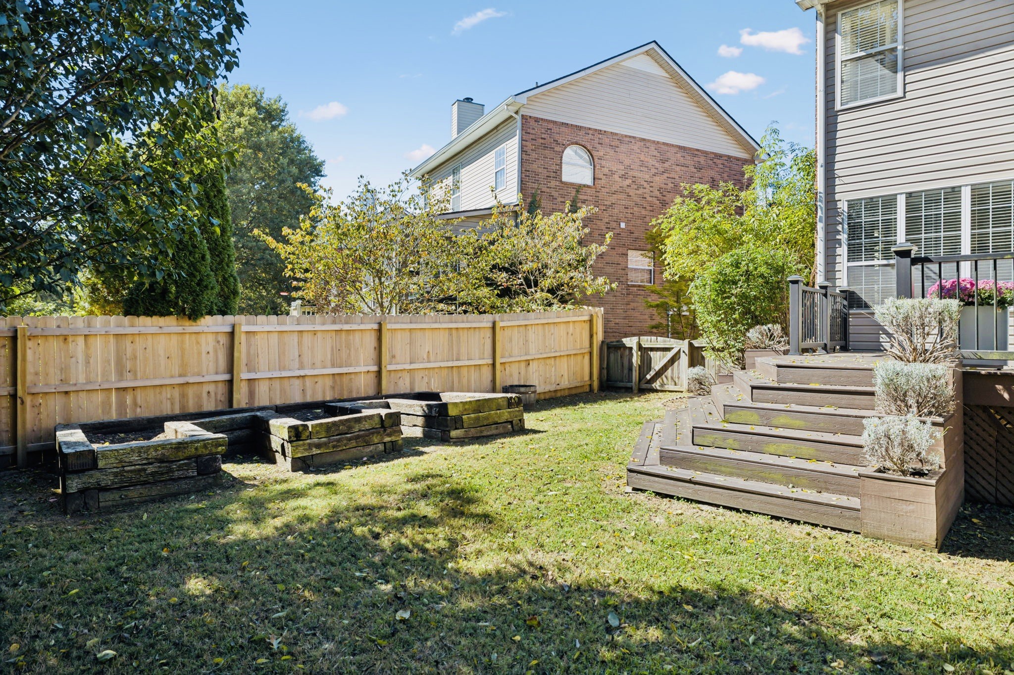 298 Wisteria Dr