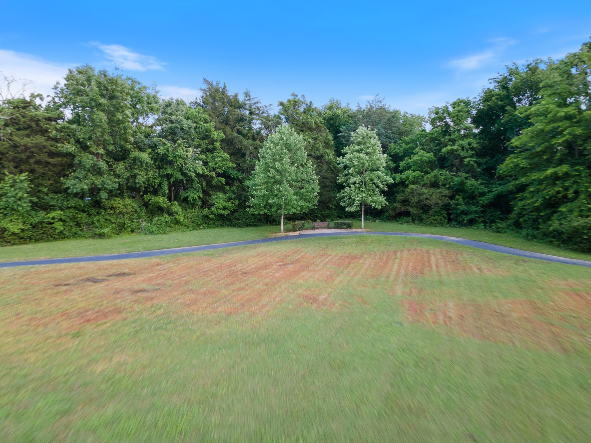 2425 Deerbourne Dr
