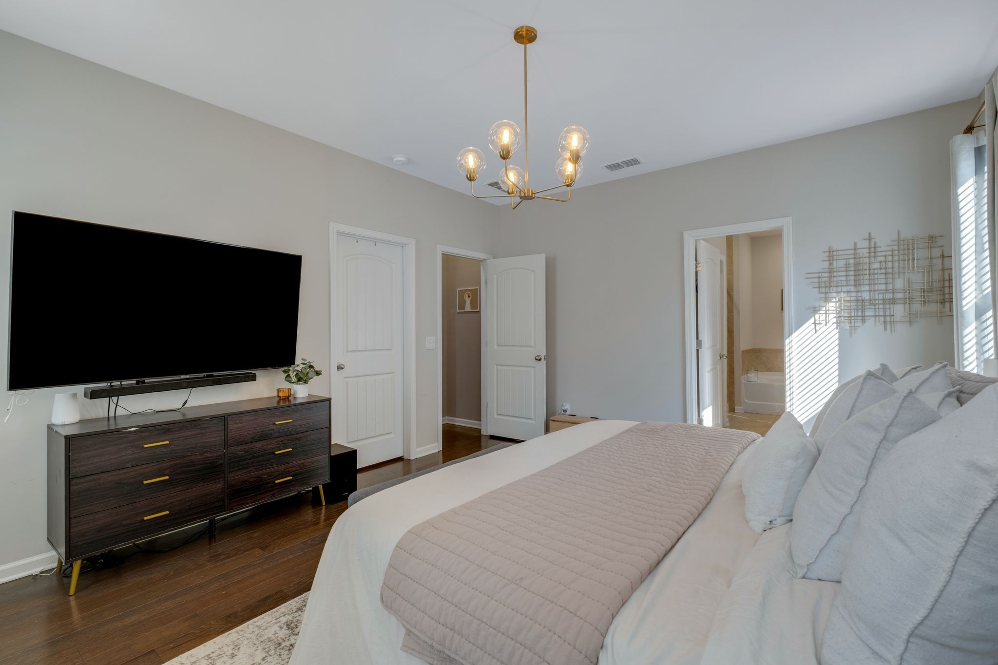 4973 Napoli Dr