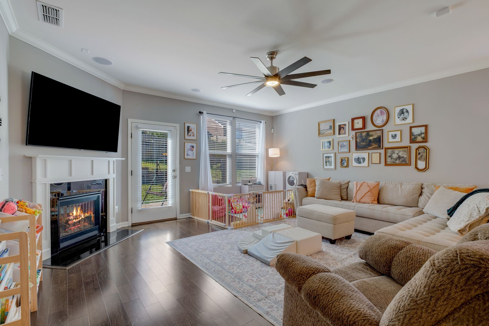 4973 Napoli Dr