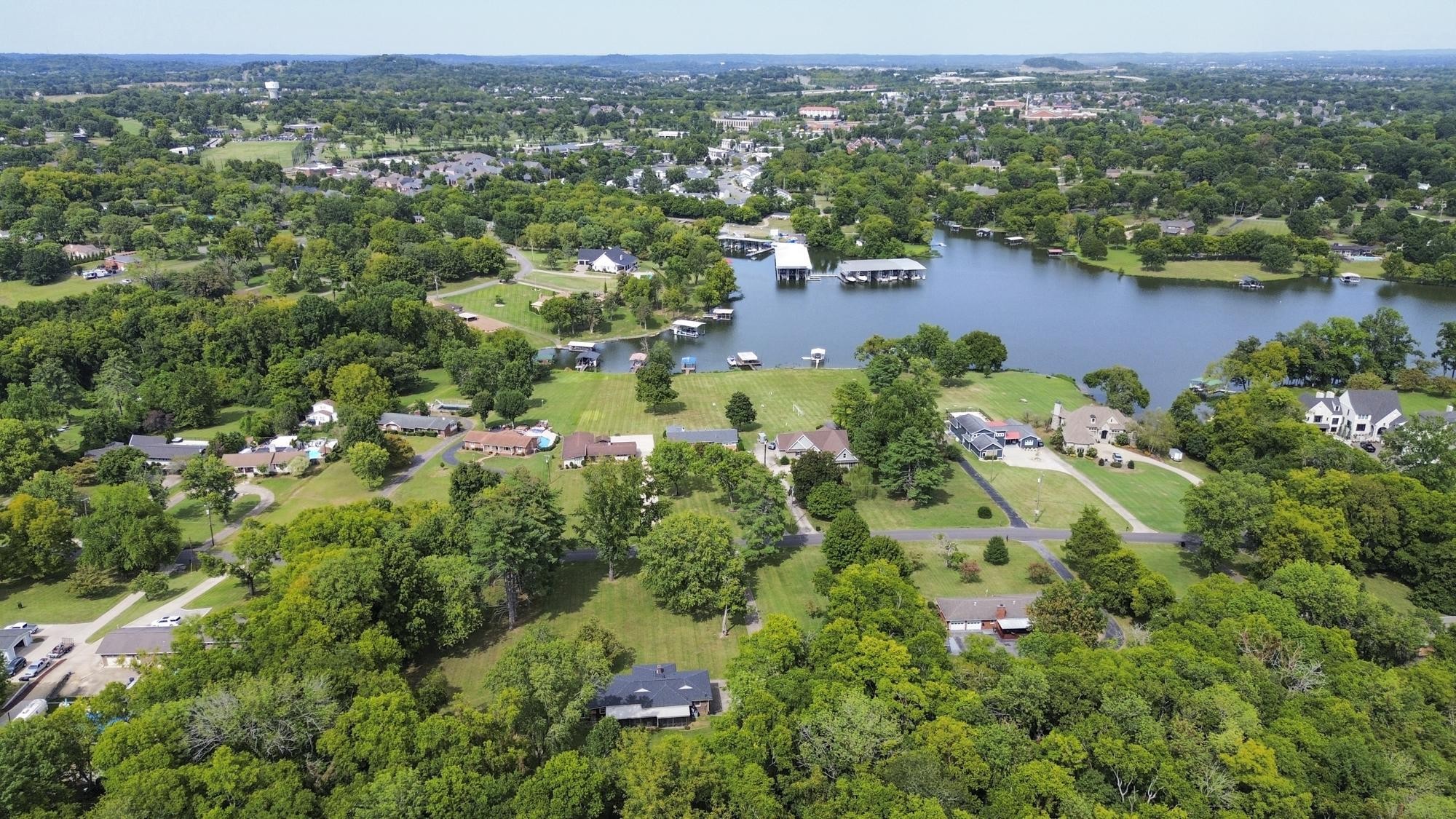 118 Bay Dr